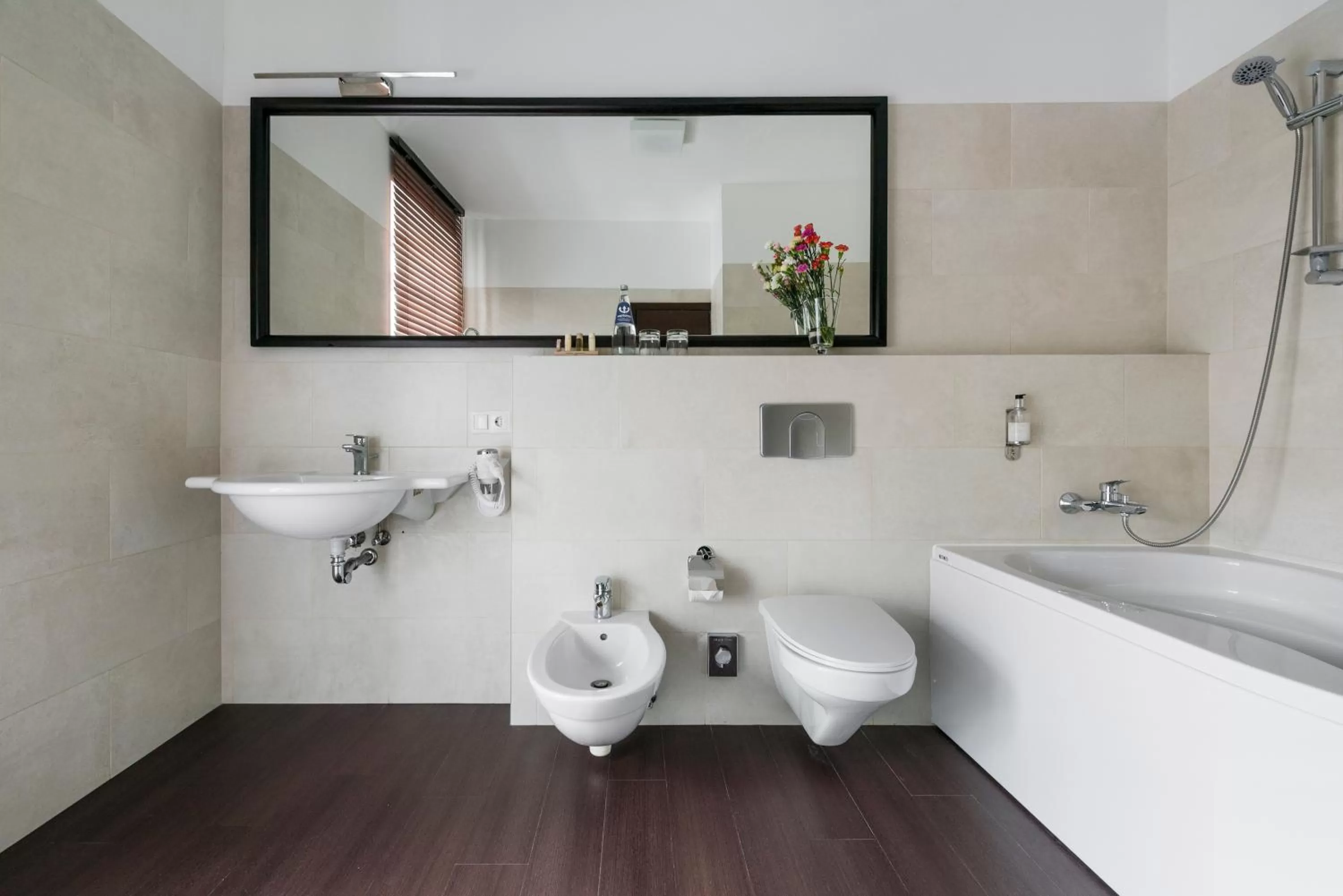 Toilet in Amberton Cozy Hotel Kaunas