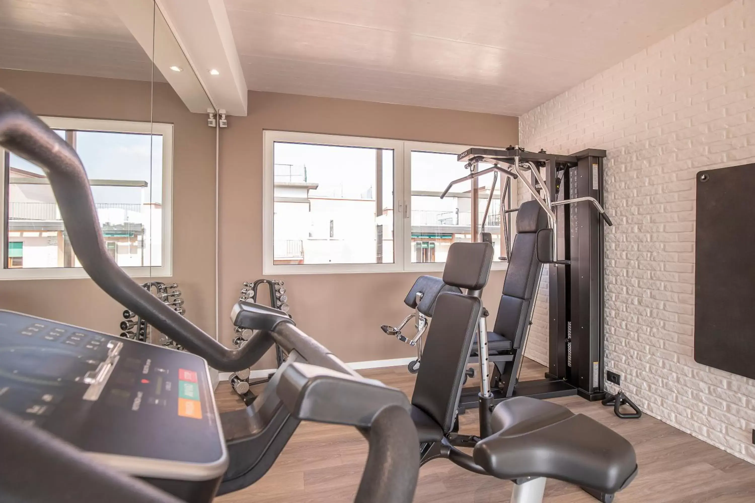 Fitness centre/facilities in Hotel Giberti & Spa Fitness centre/facilities in Hotel Giberti & Spa