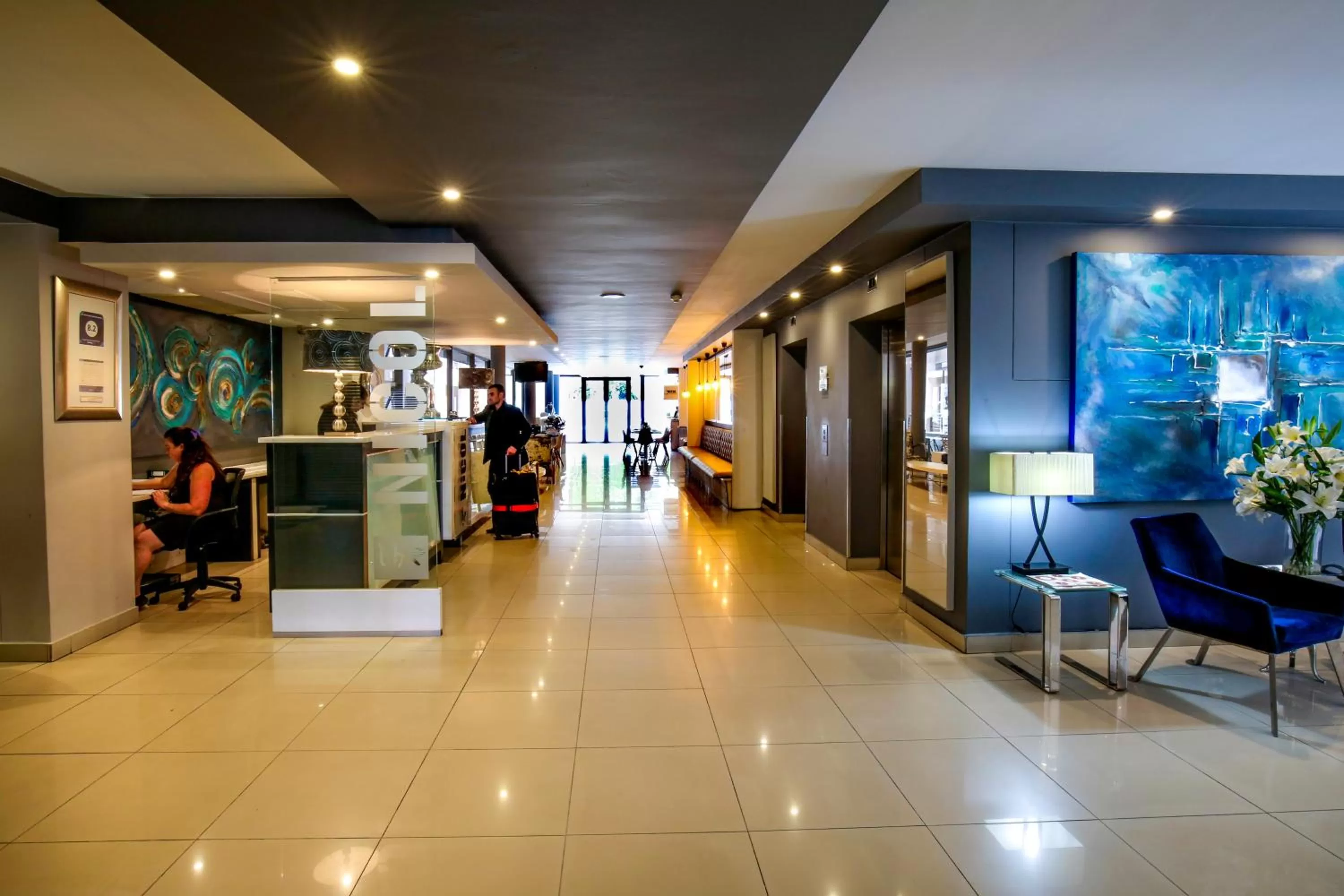 Lobby or reception in The Nicol Hotel and Apartments