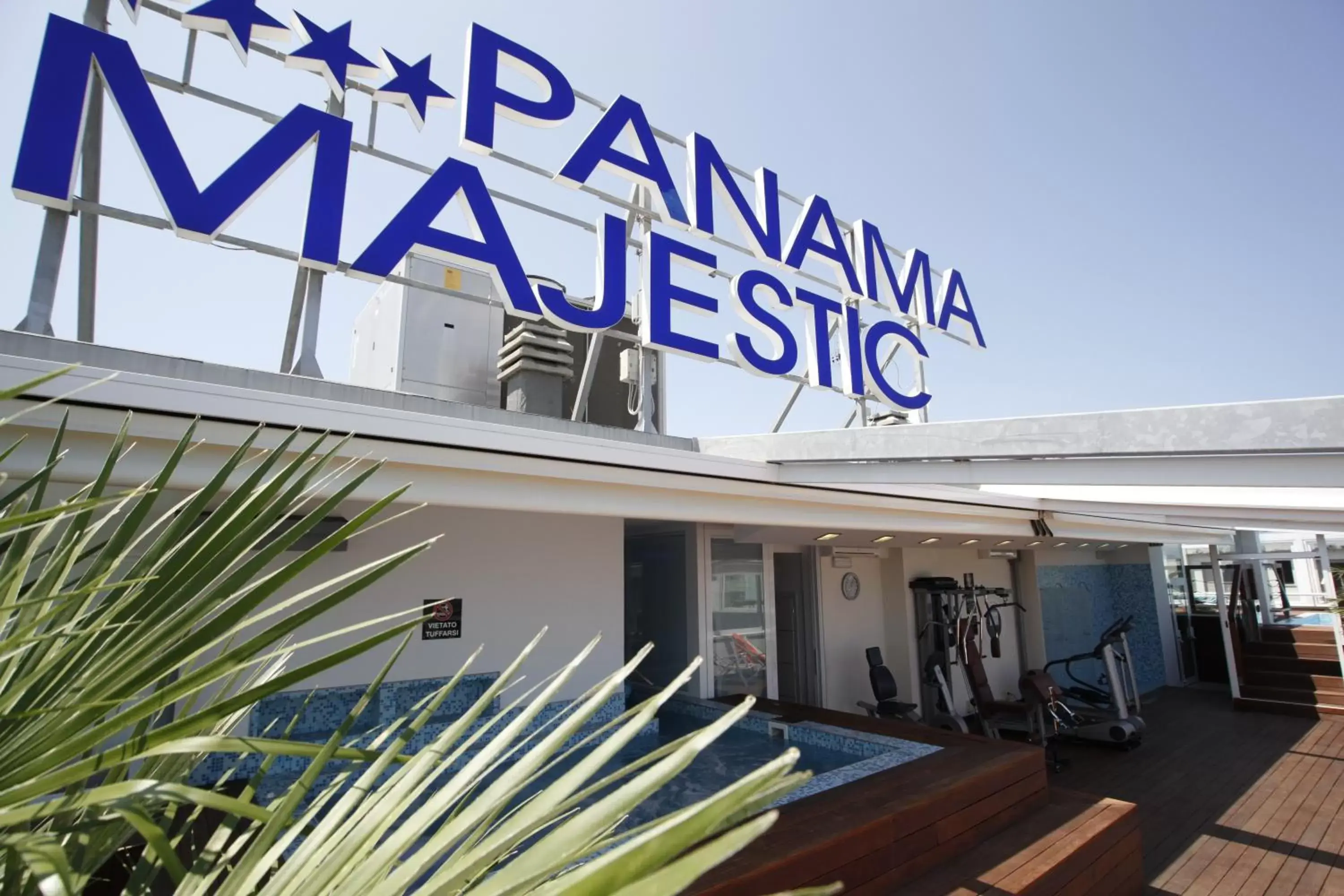 Facade/entrance in Hotel Panama Majestic