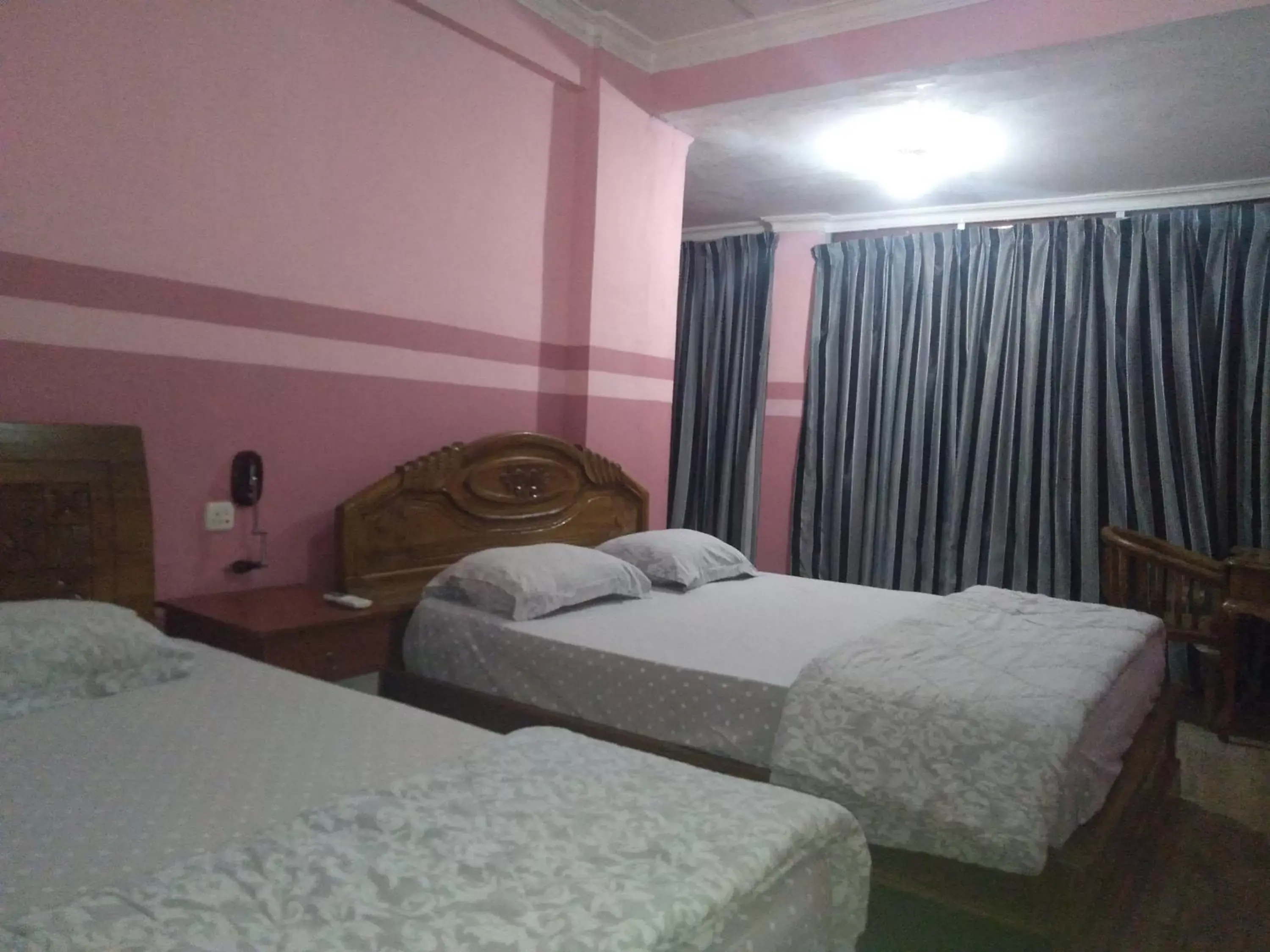 Photo of the whole room, Bed in OYO 90346 Safa Hotel Ranau
