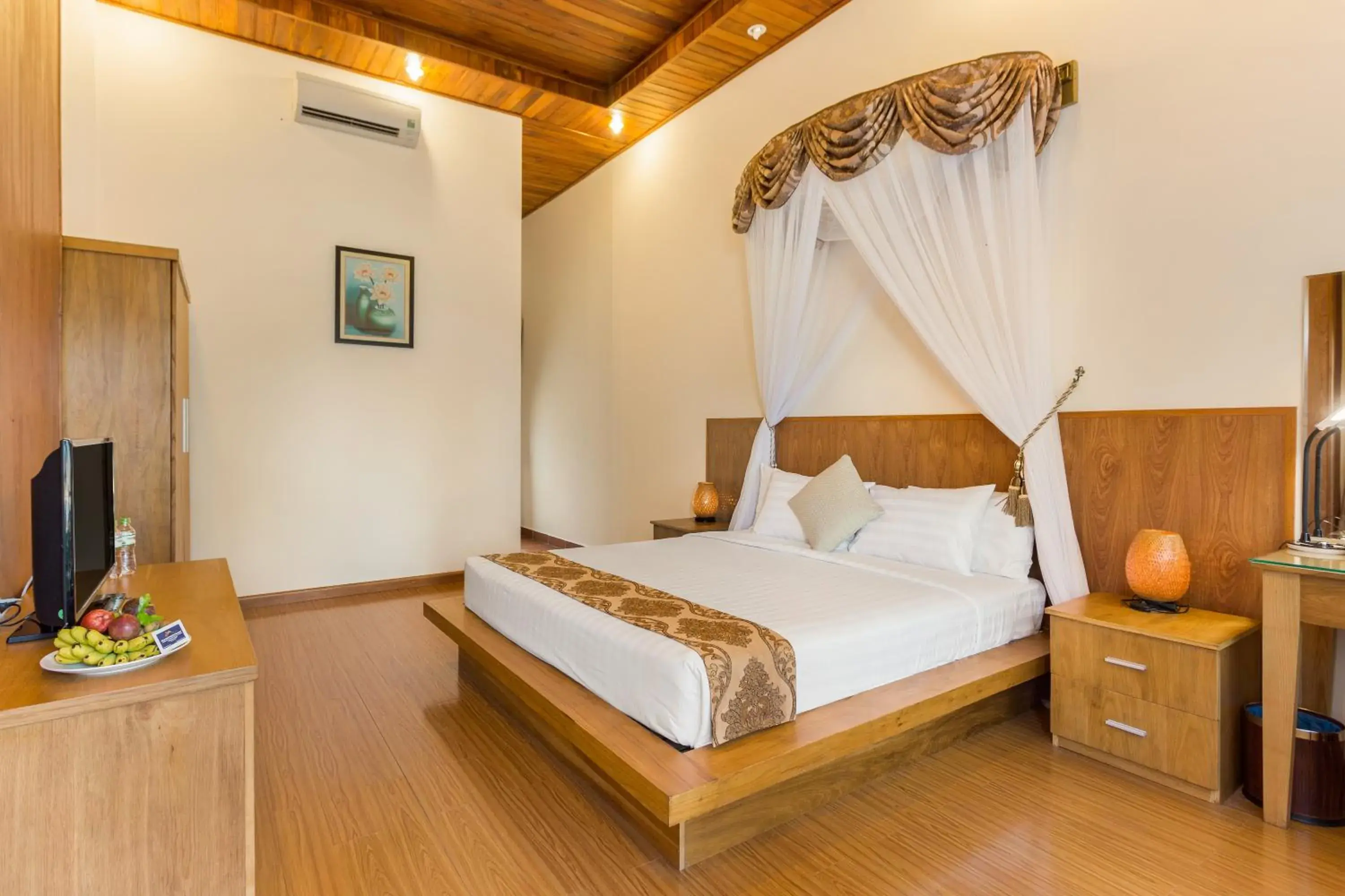 Bedroom, Bed in Gold Coast Phu Quoc Beach Resort