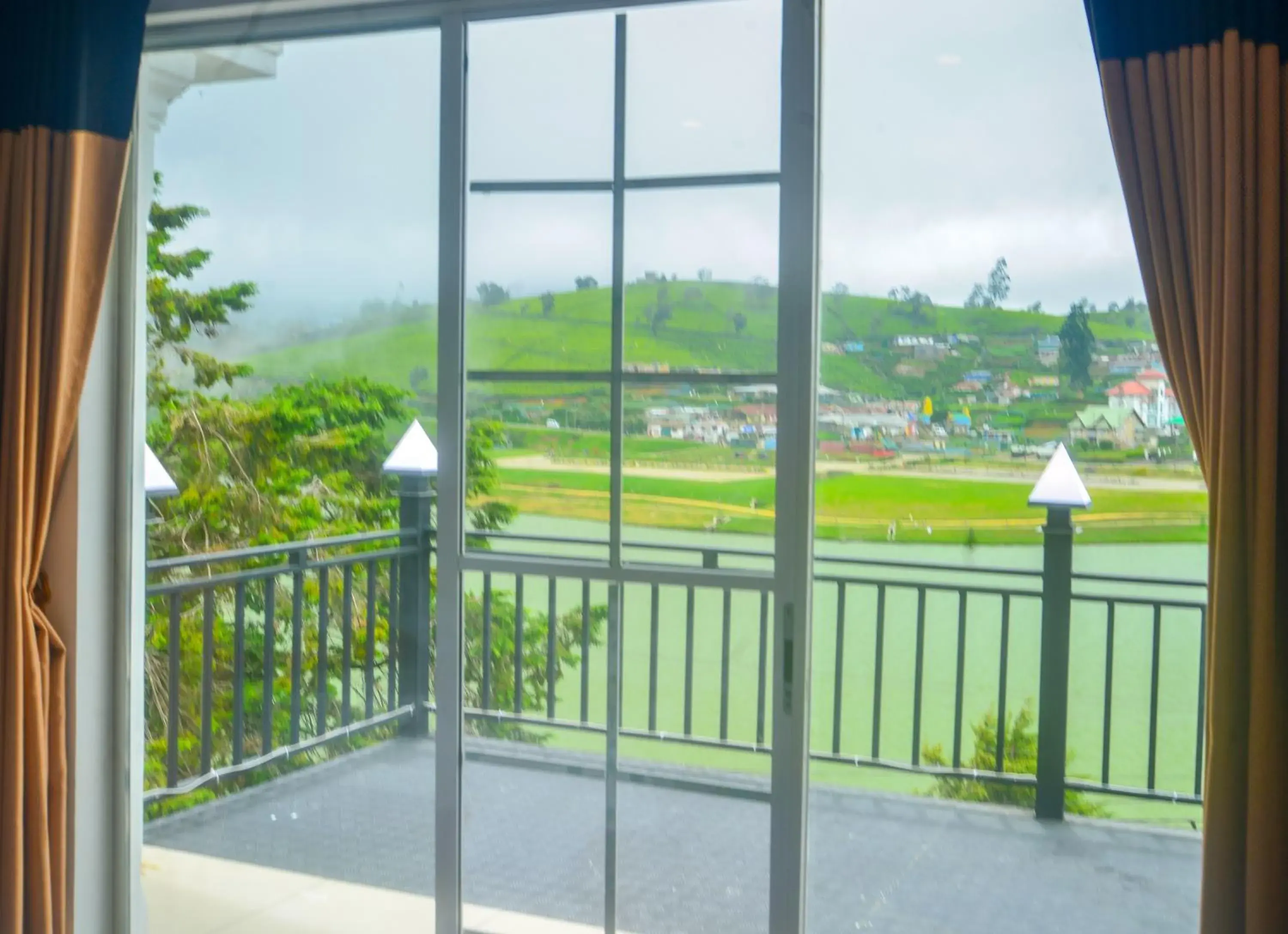 Balcony/Terrace in Galaxy Grand Hotel