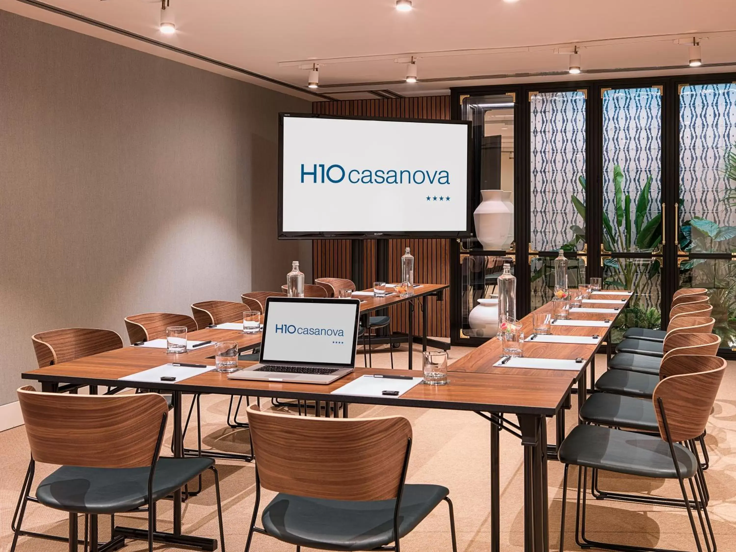 Meeting/conference room in H10 Casanova