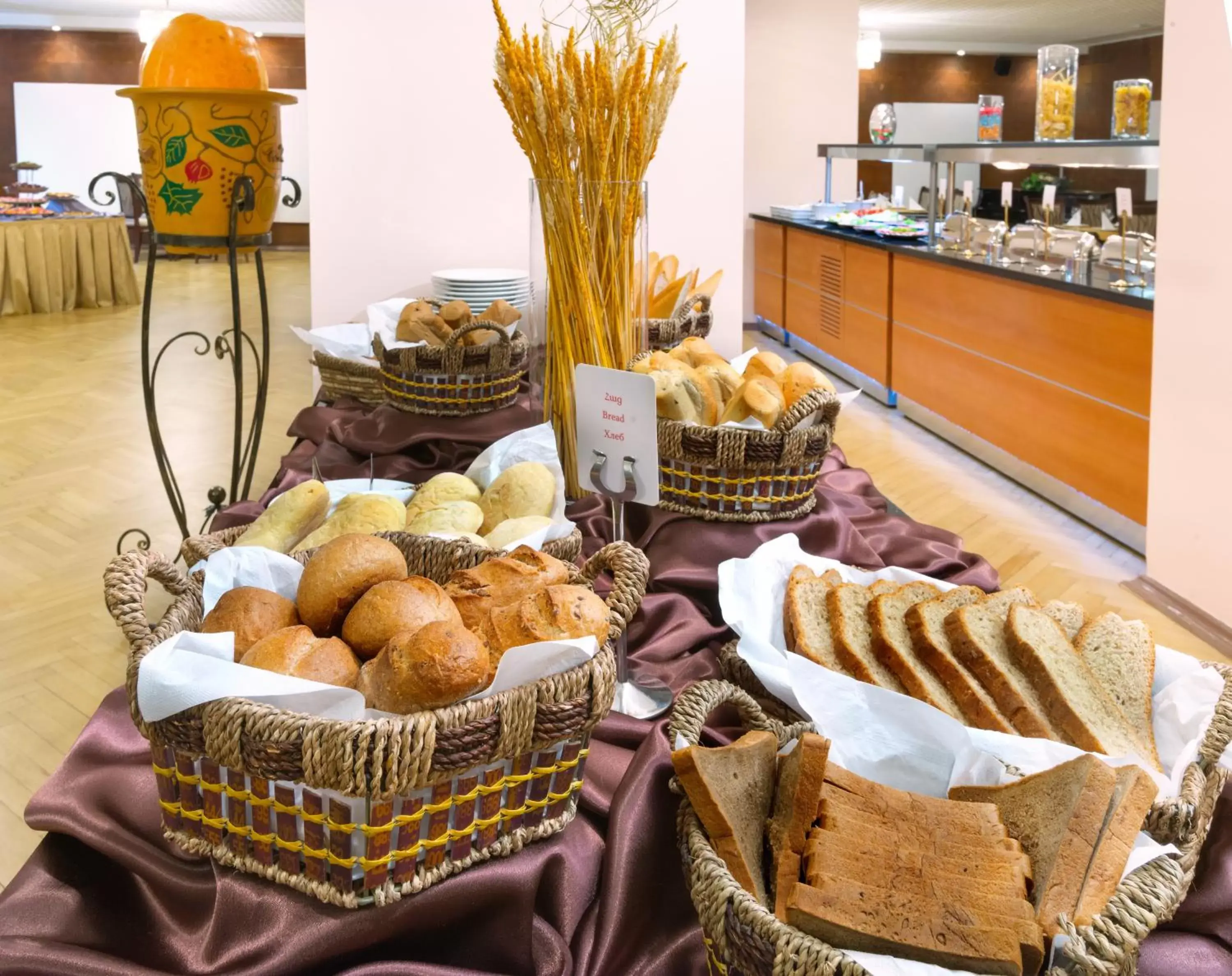 Buffet breakfast in Ani Plaza Hotel