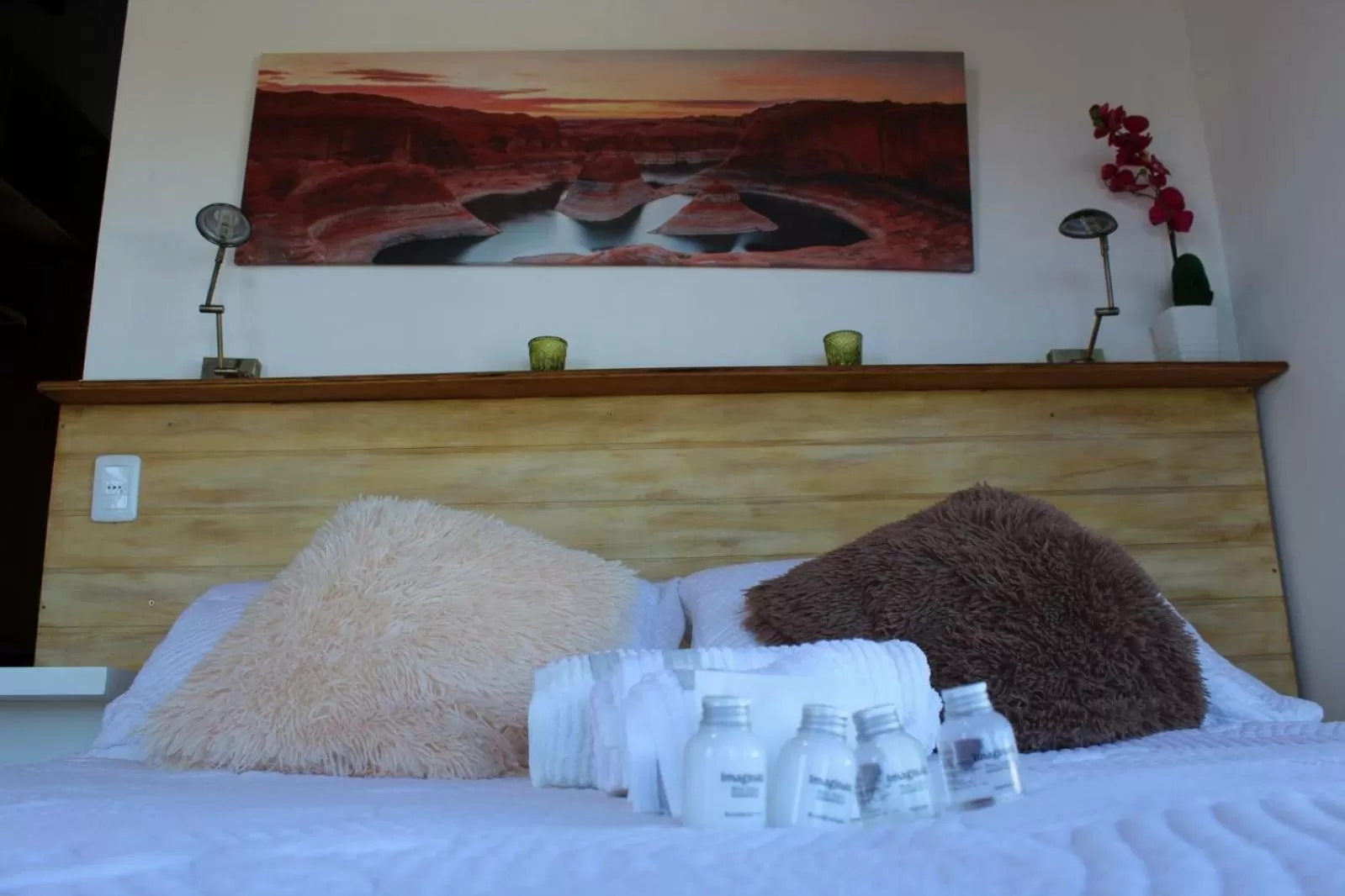 Decorative detail, Bed in Imaginate