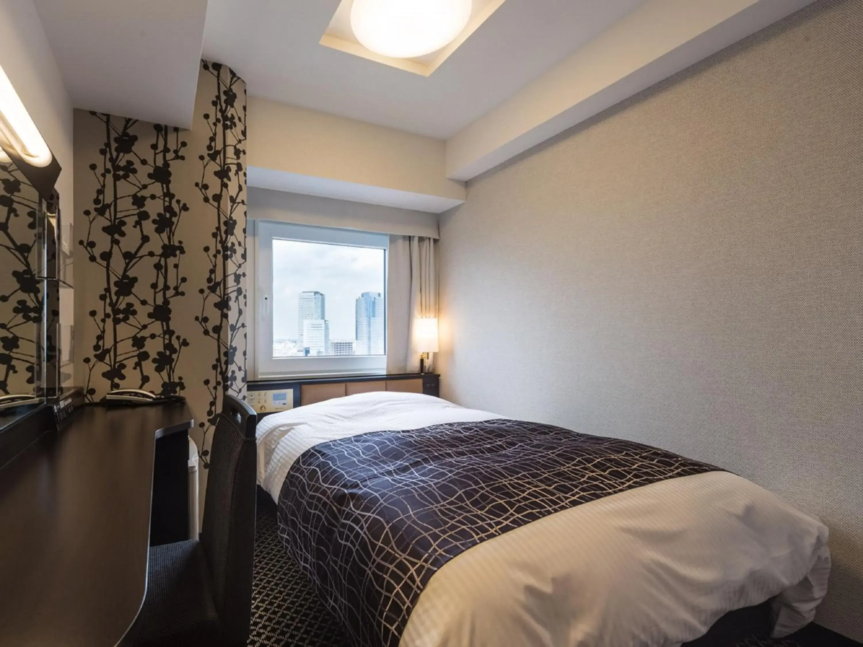 Single Room with City View - Non-Smoking - Upper Floor in APA Hotel & Resort Nishishinjuku-Gochome-Eki Tower
