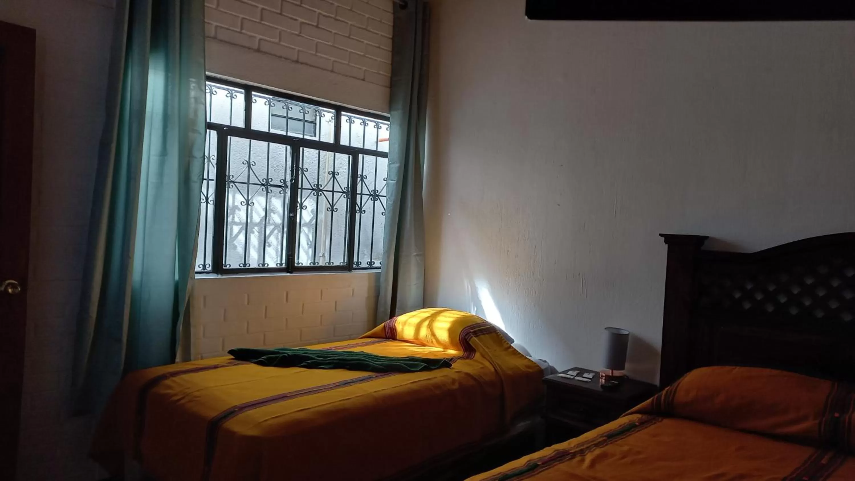 Photo of the whole room, Bed in Hospedaje el Viajero Antigua ll