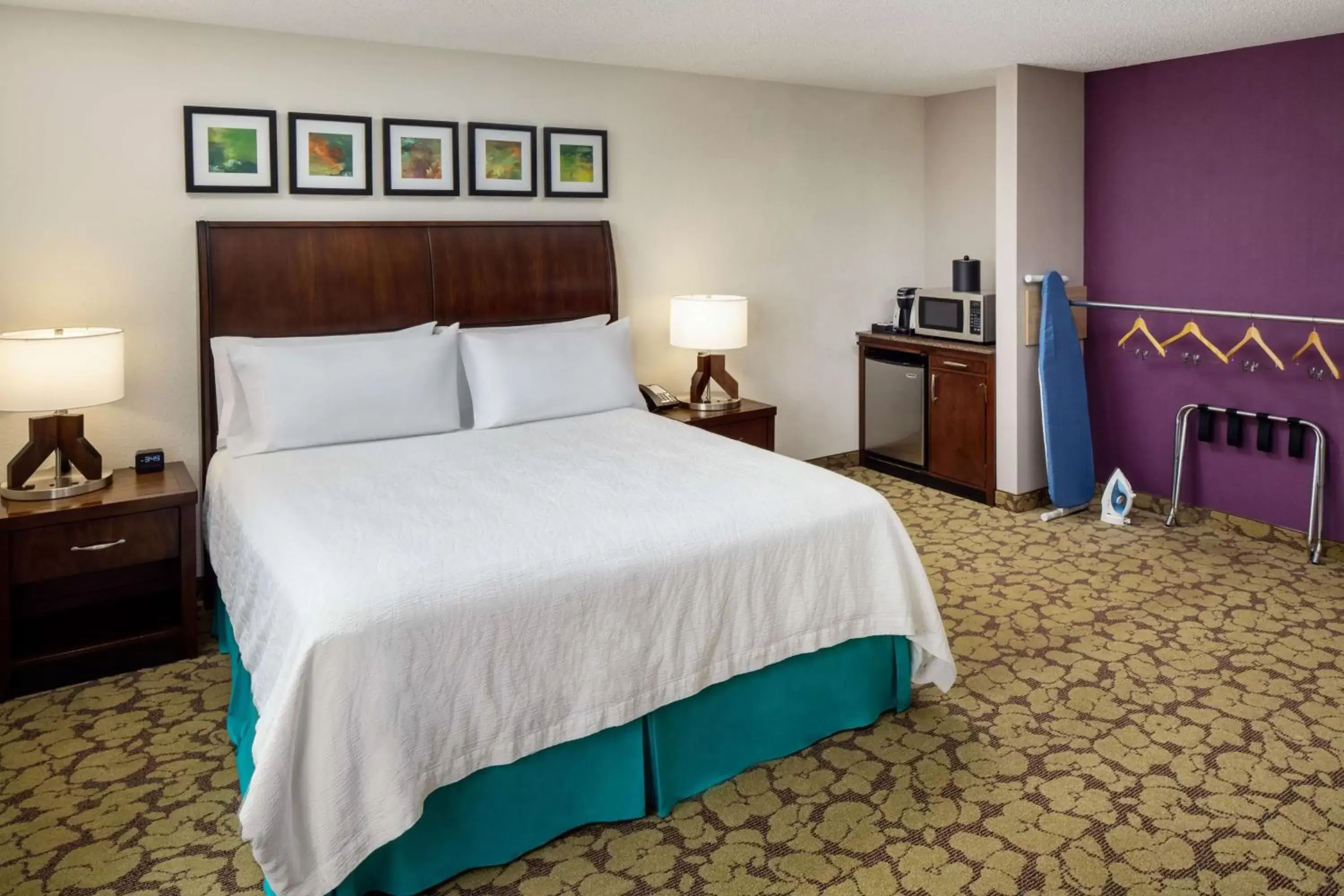 Bed in Hilton Garden Inn Arcadia/Pasadena Area