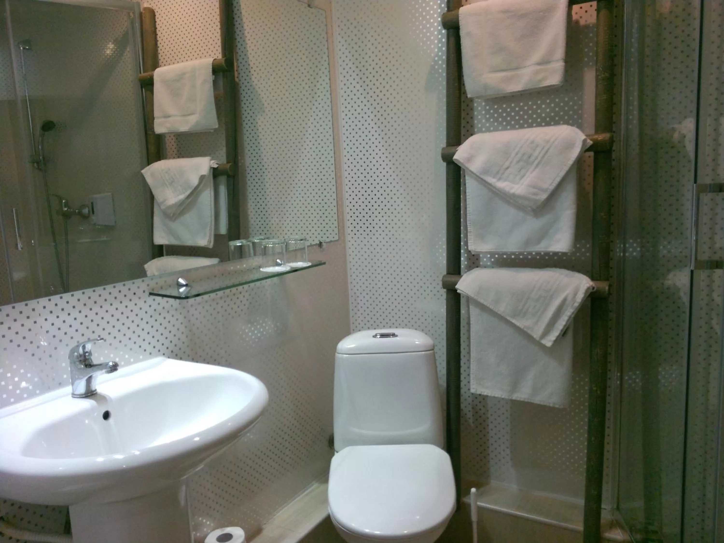 Shower in A1 Hotel Riga City Center