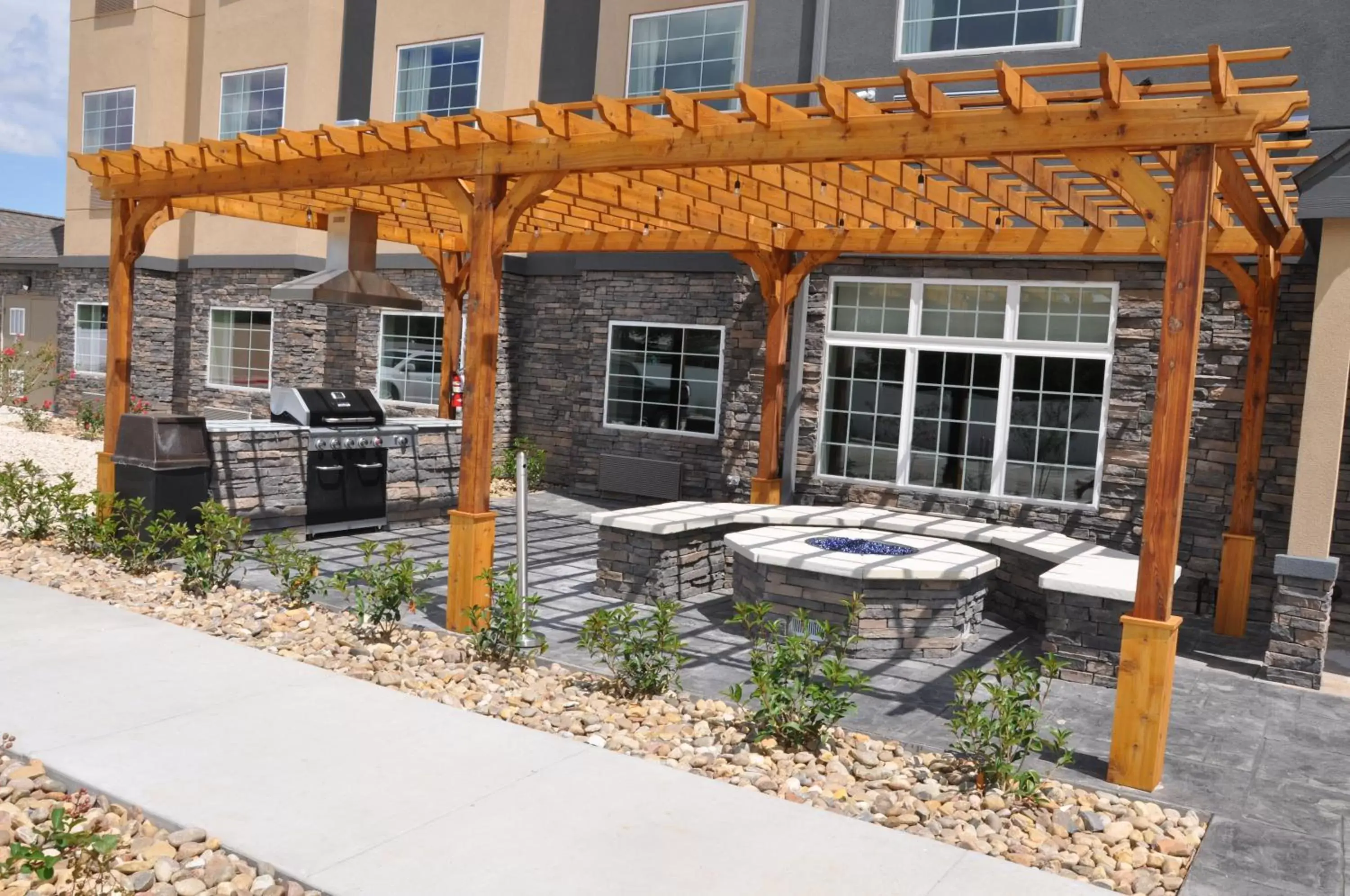 BBQ facilities in Microtel Inn & Suites by Wyndham Lubbock