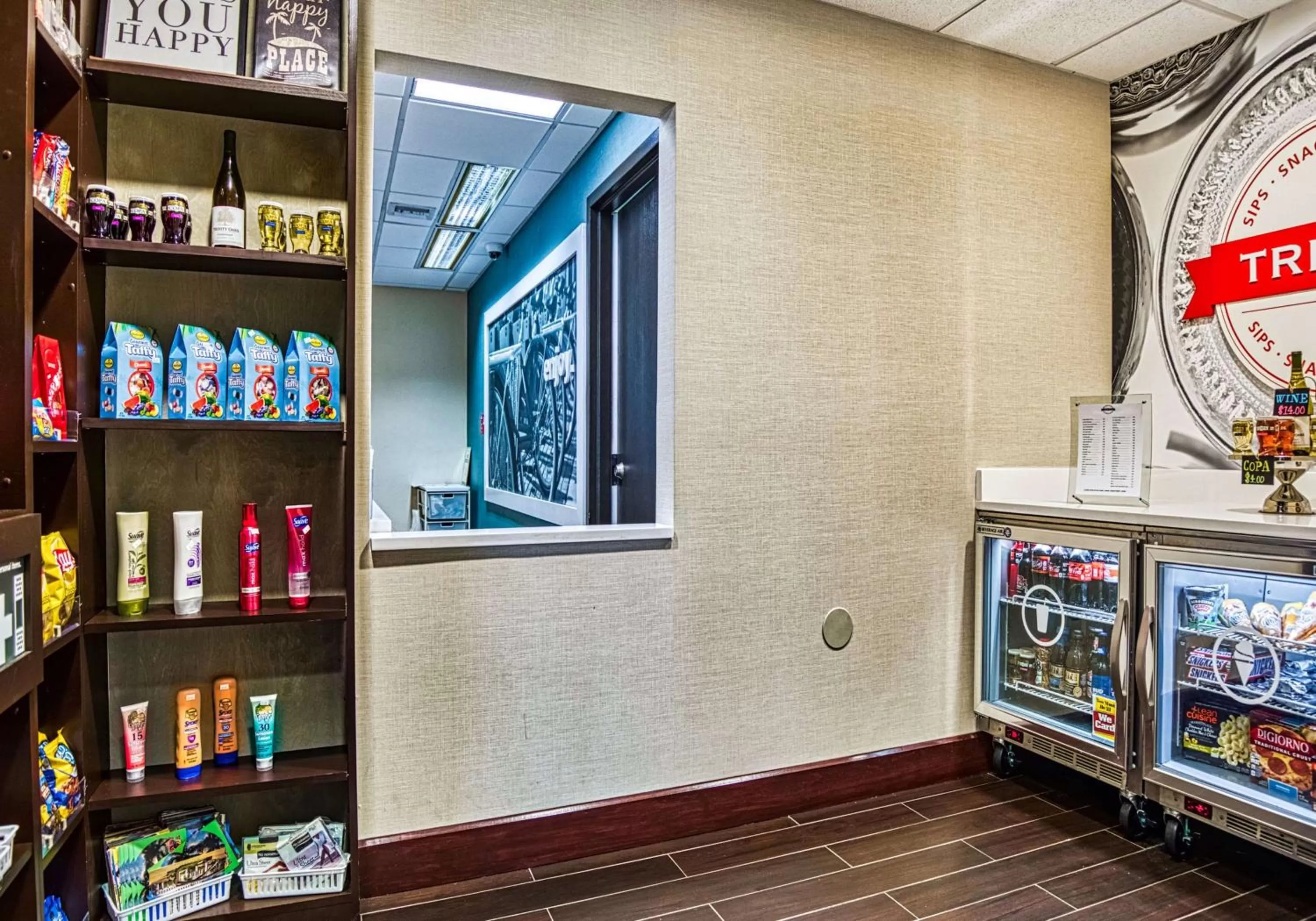 Restaurant/places to eat in Hampton Inn & Suites Orlando-East UCF