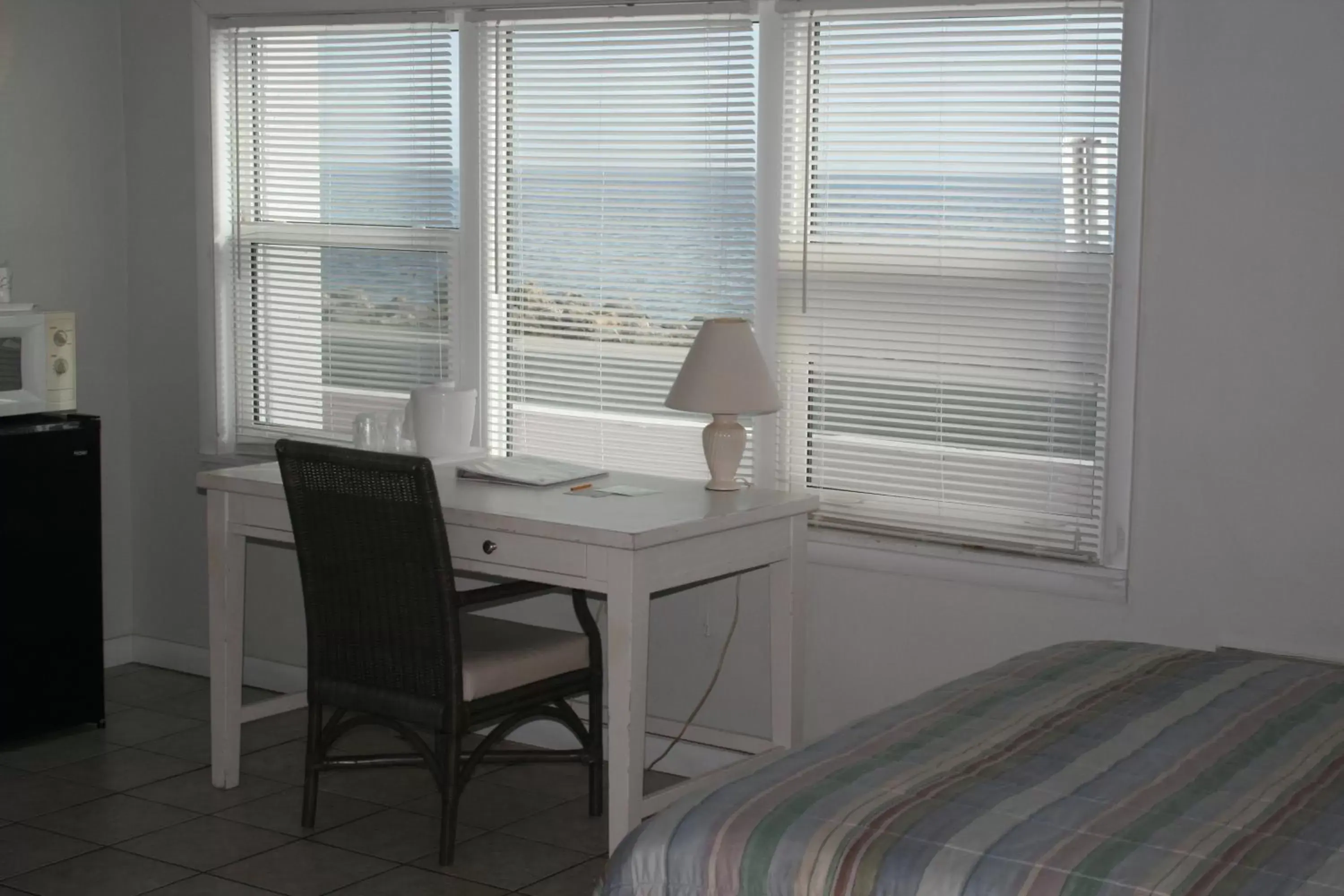 Family Room with Sea View - single occupancy in Beach Front Motel Cedar Key Family Room with Sea View - single occupancy in Beach Front Motel Cedar Key