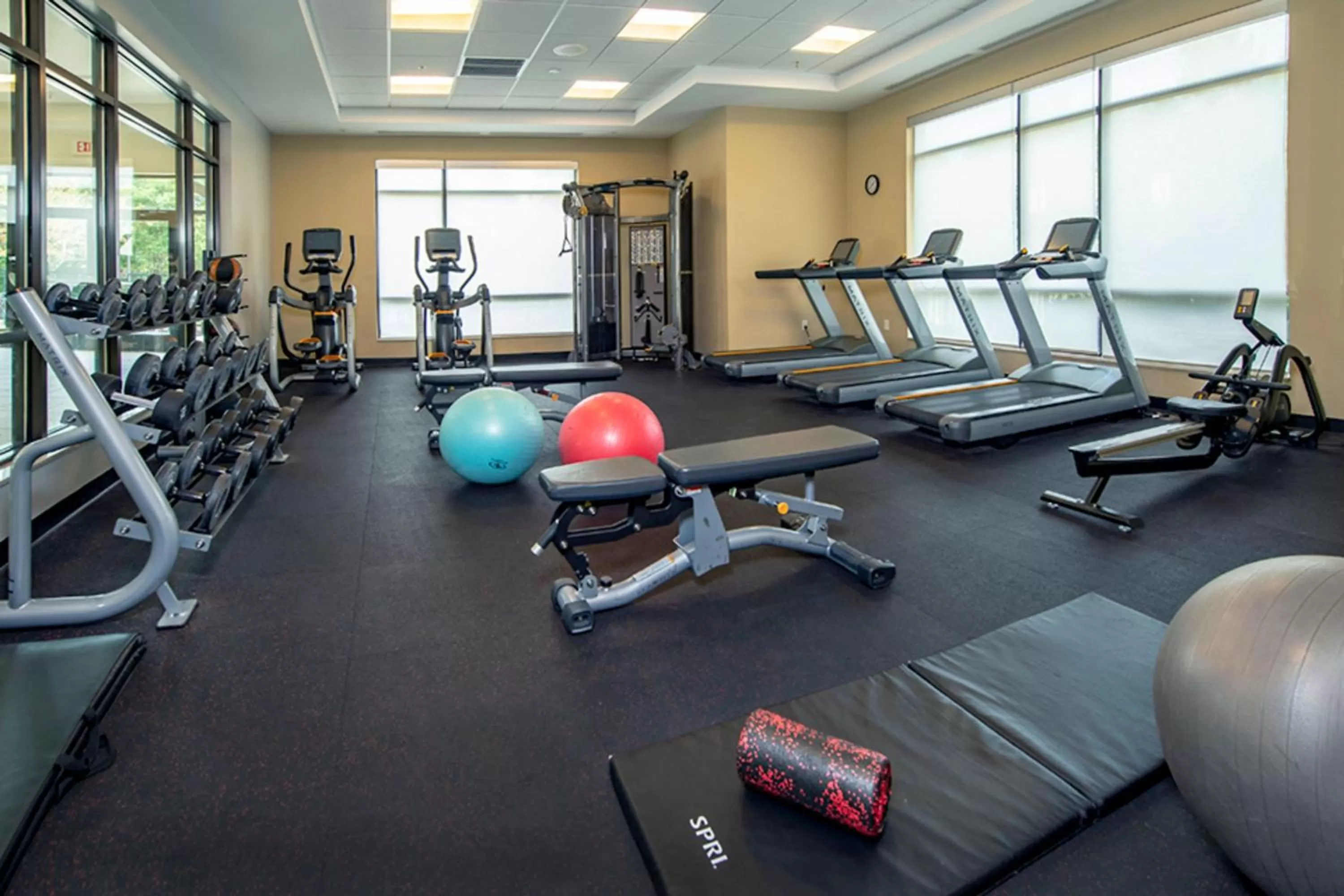 Fitness centre/facilities in TownePlace Suites by Marriott Frederick