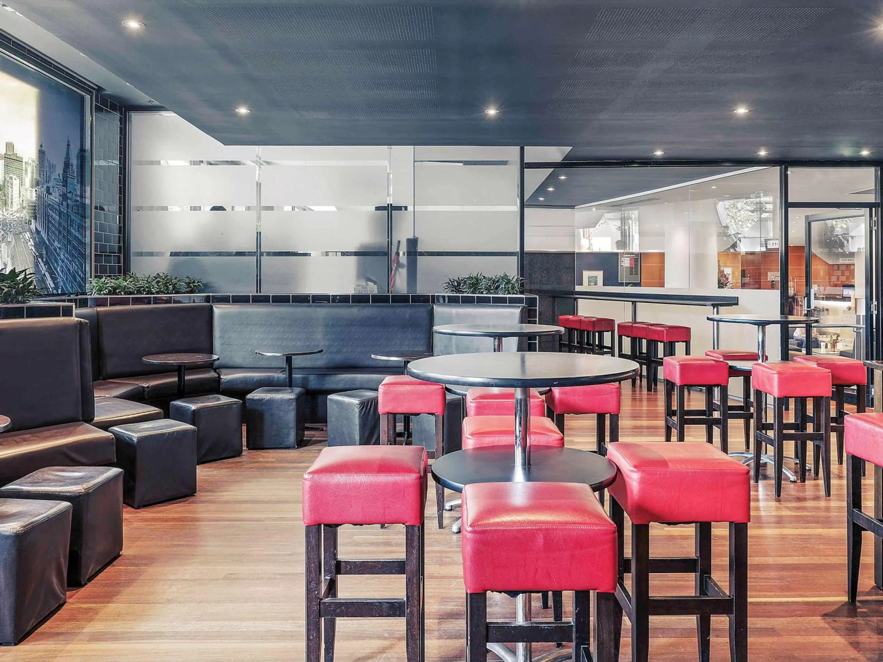 Restaurant/places to eat in Mercure Sydney