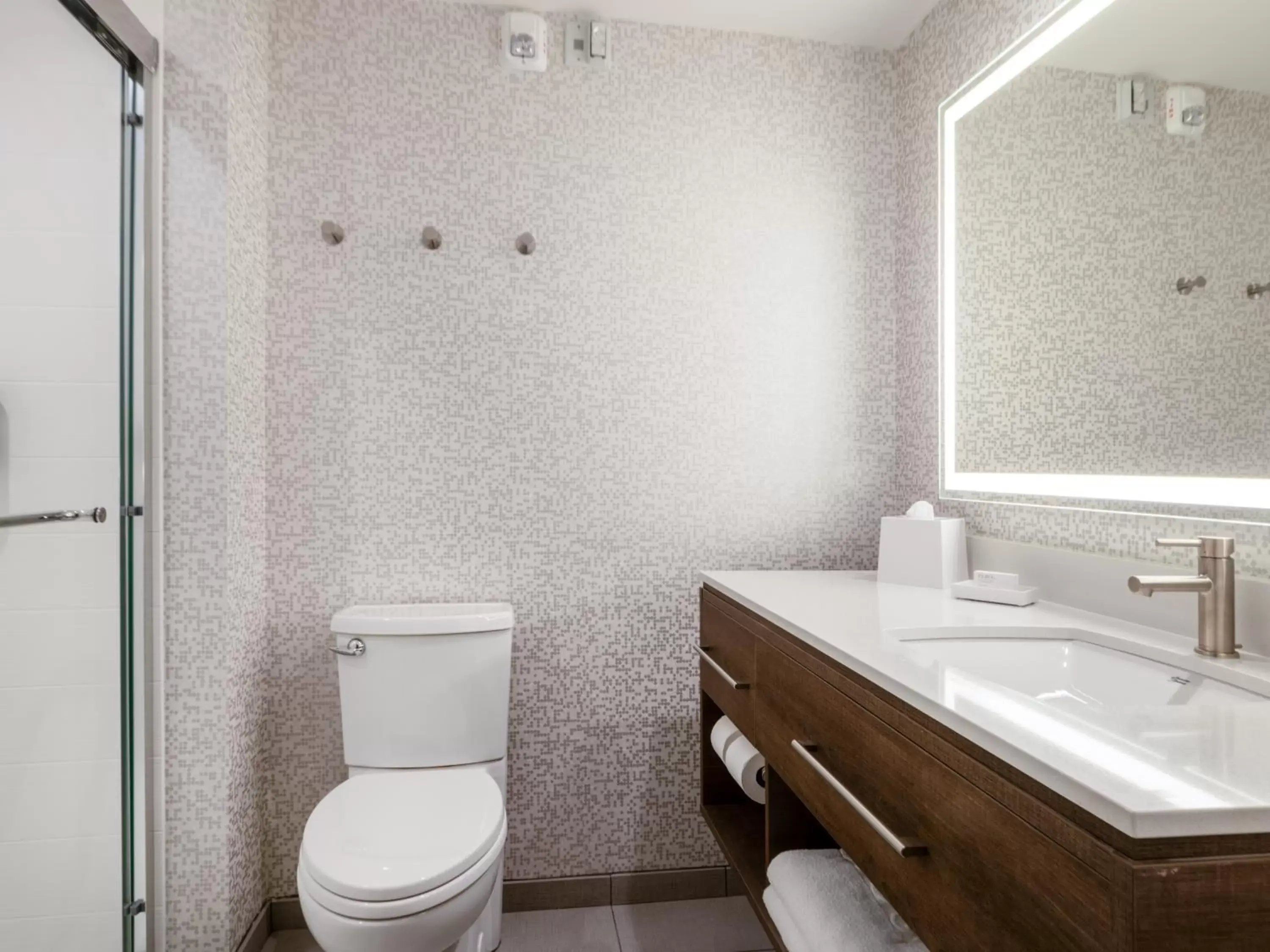 Bathroom in Home2 Suites By Hilton Santa Rosa Beach