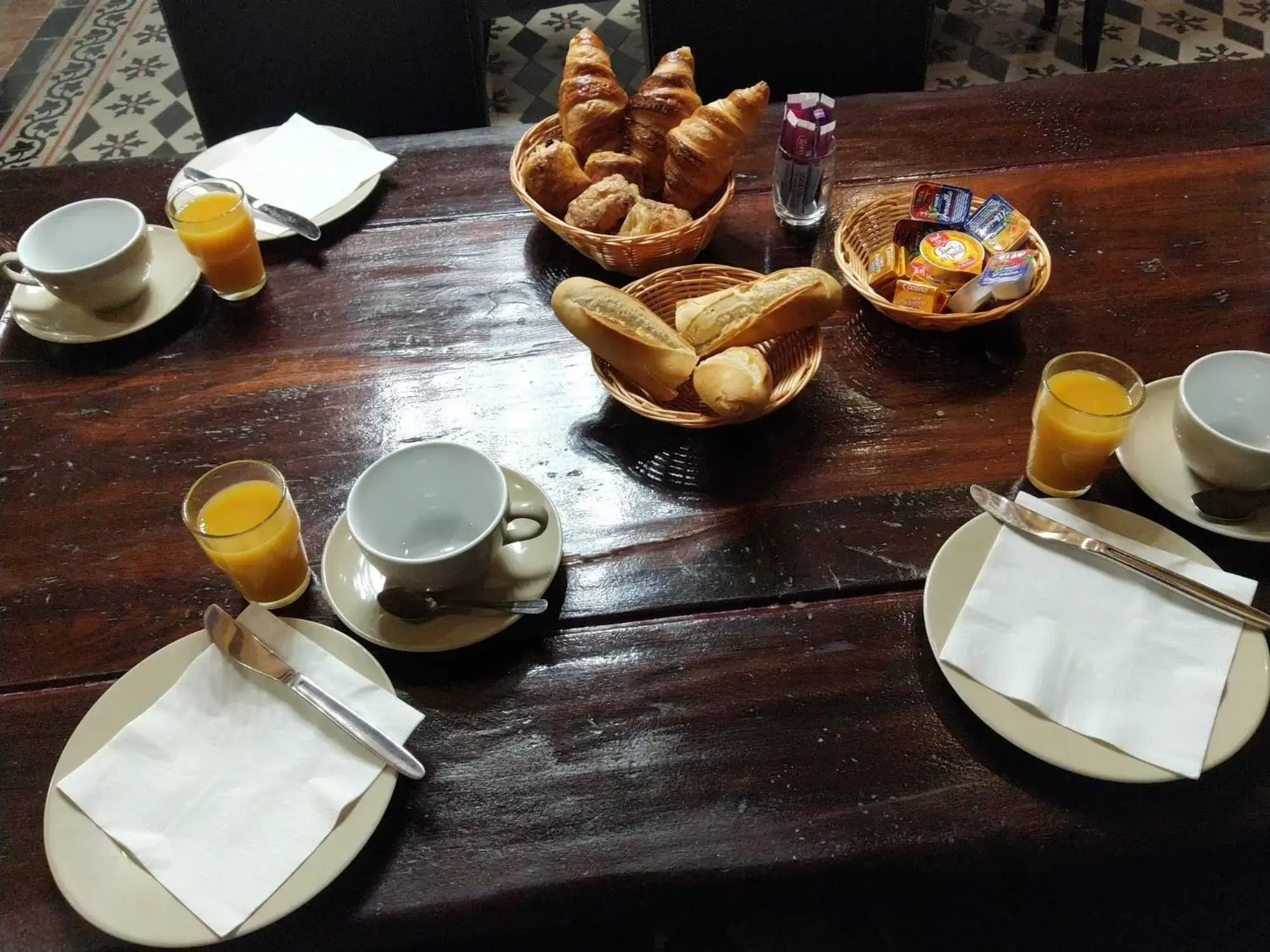 Breakfast in Le Relais Des Dames