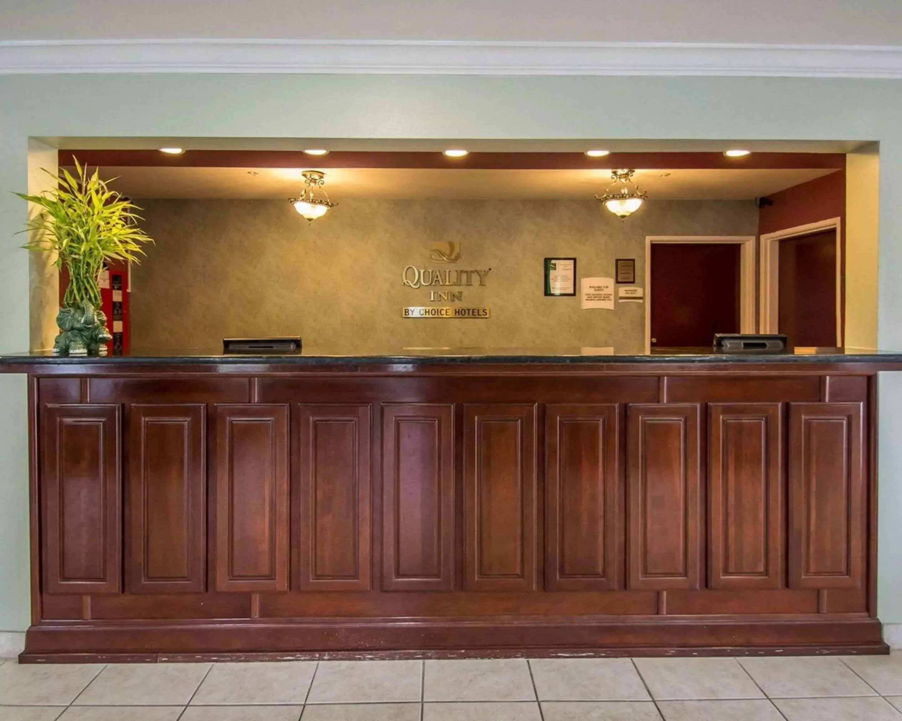 Lobby or reception, Lobby/Reception in Quality Inn Gainesville I-75