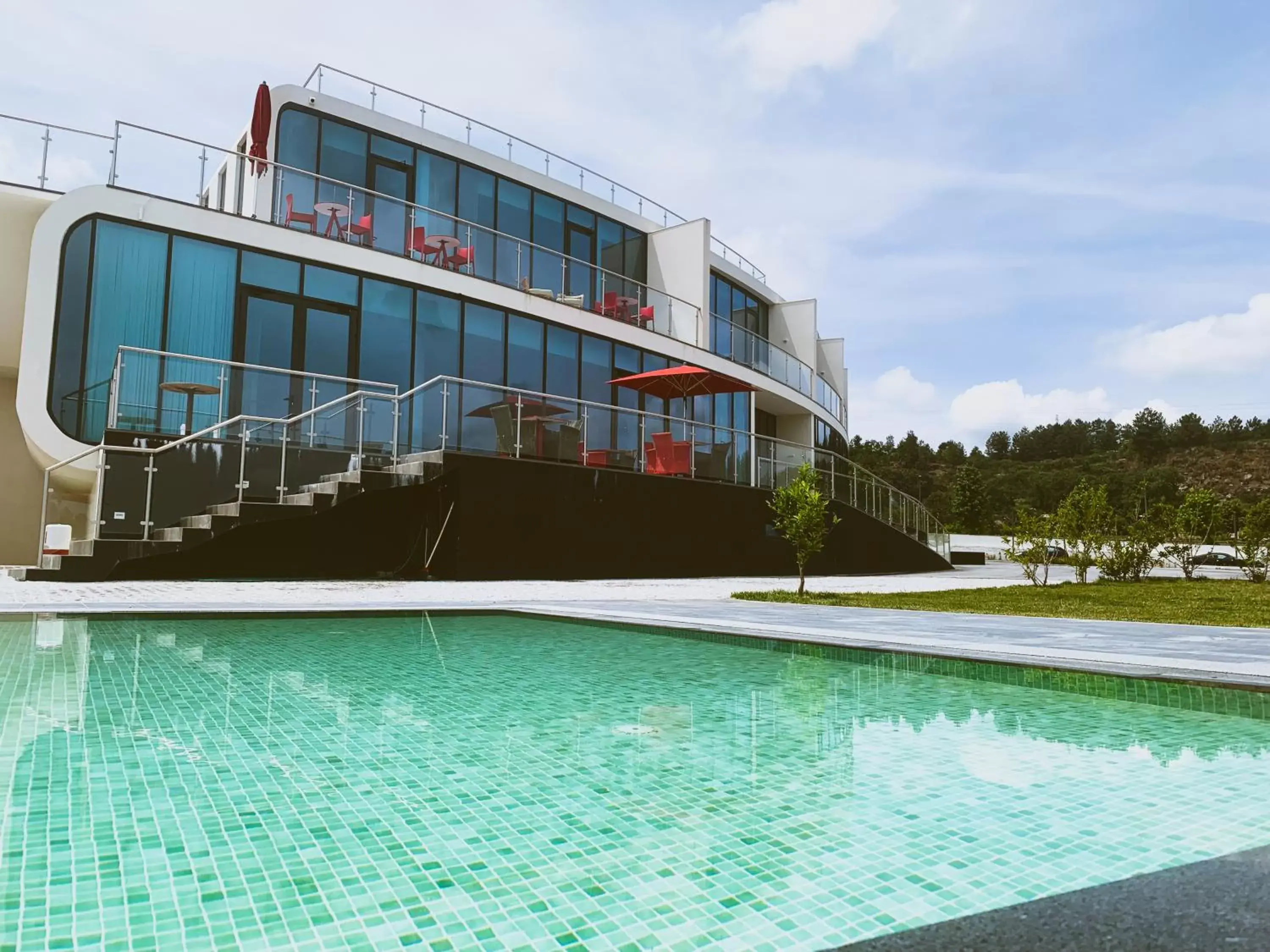 Property building, Swimming Pool in Grapple Hotel & Spa