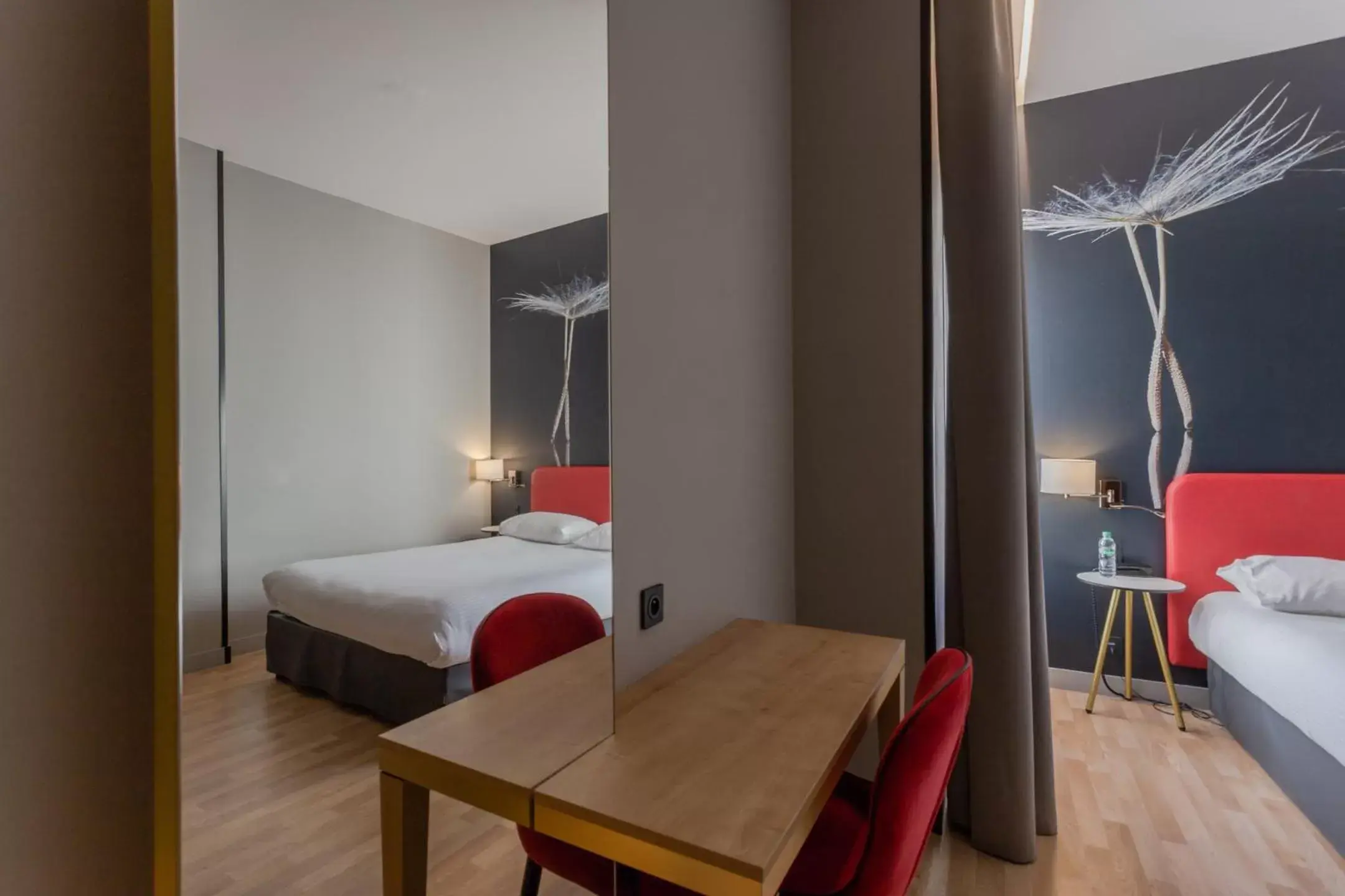 Bed, Room Photo in Ibis Styles Toulouse Capitole