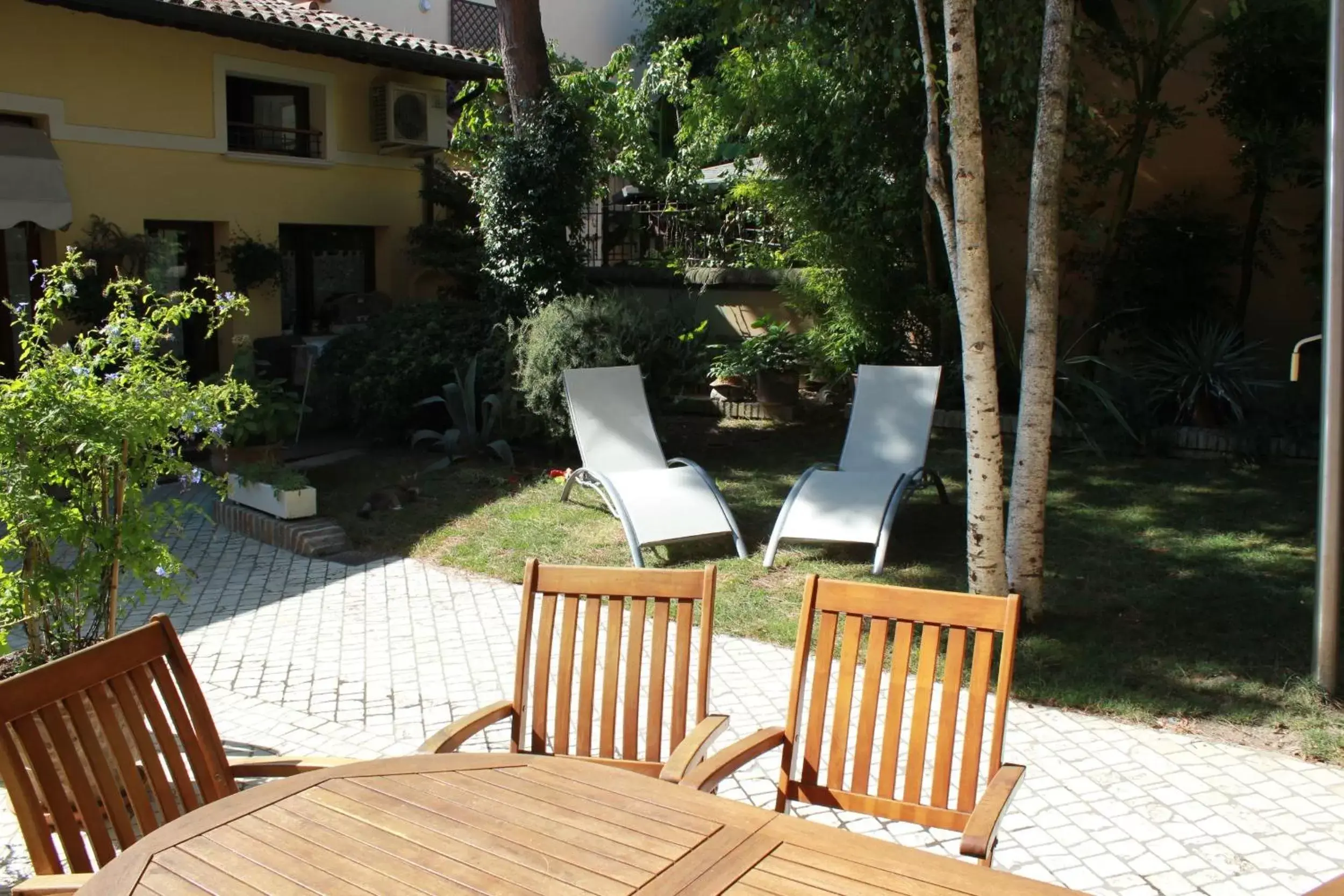 Garden, Patio/Outdoor Area in B&B Al Borgo