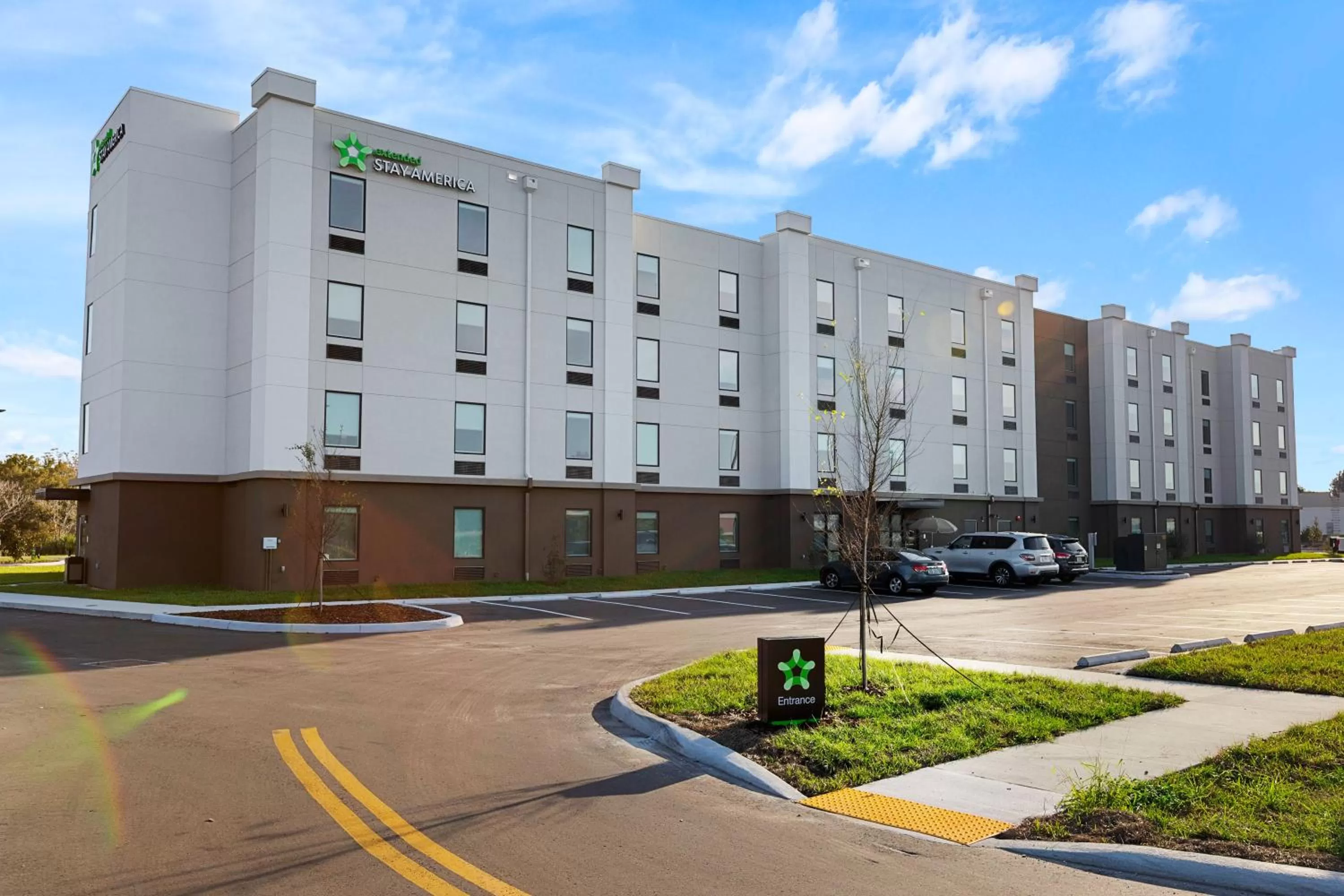 Property building in Extended Stay America Suites - Colonial Heights - Fort Lee
