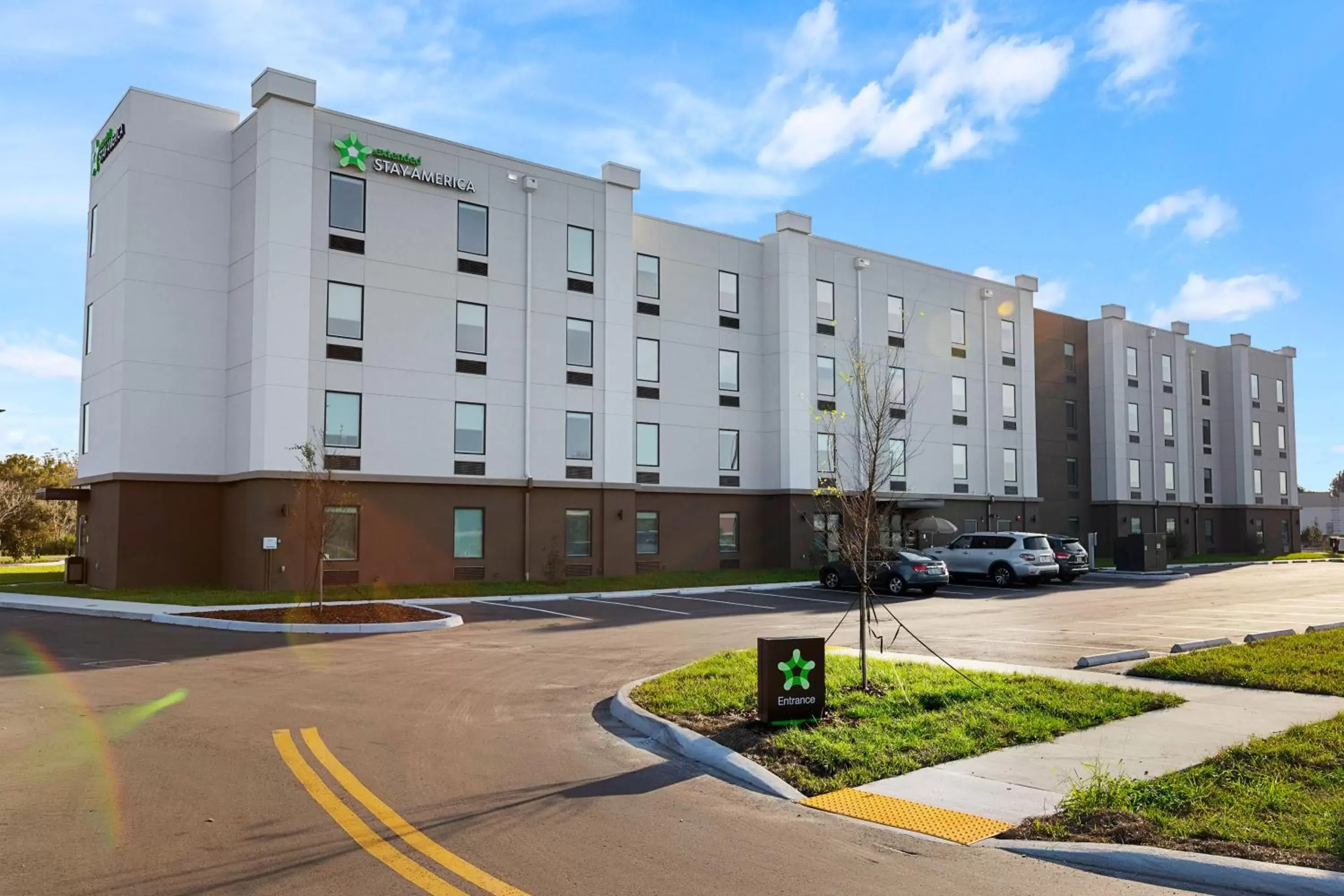 Property Building in Extended Stay America Suites - Colonial Heights - Fort Lee