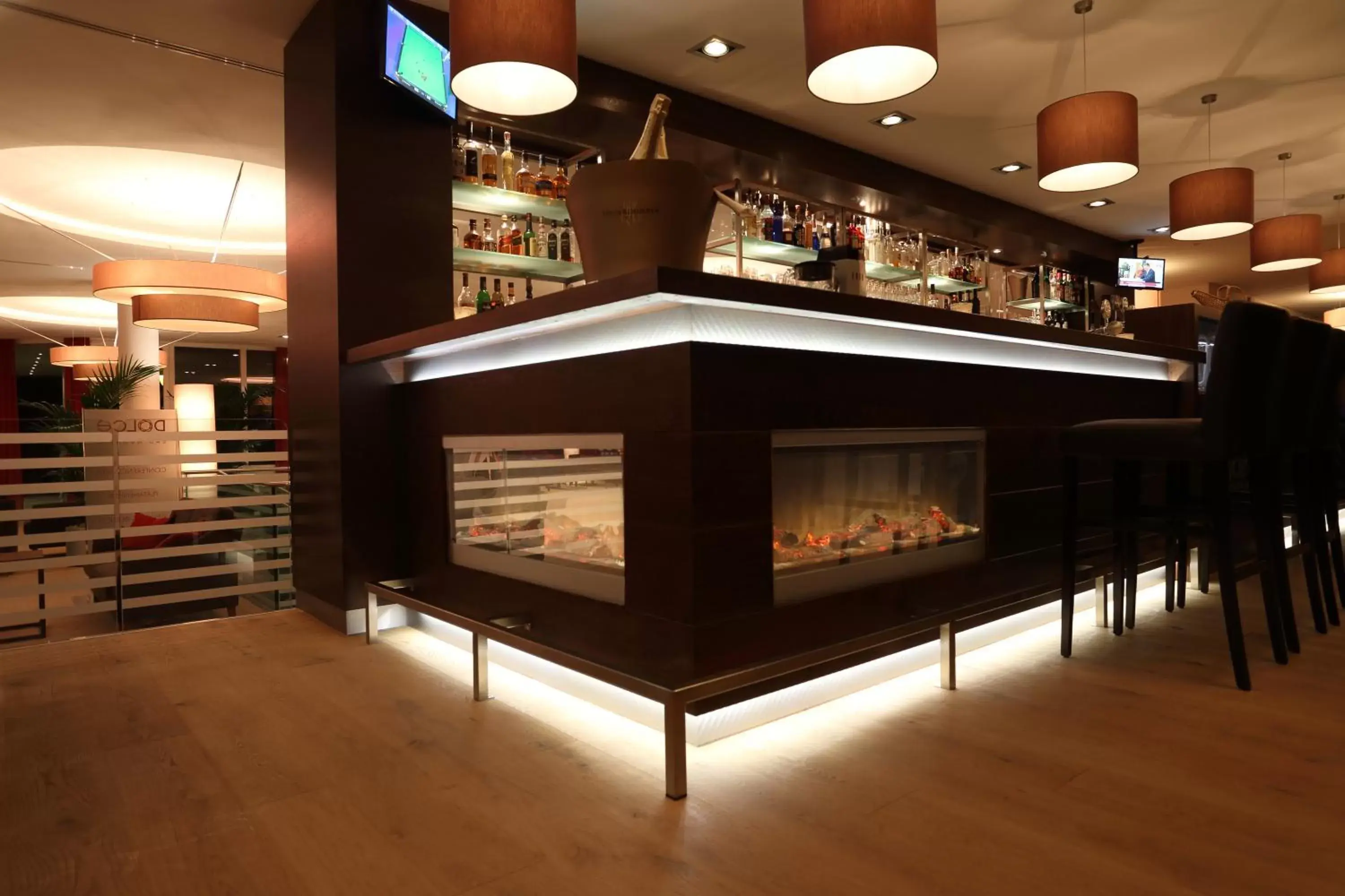 Lounge or bar in Dolce by Wyndham Bad Nauheim