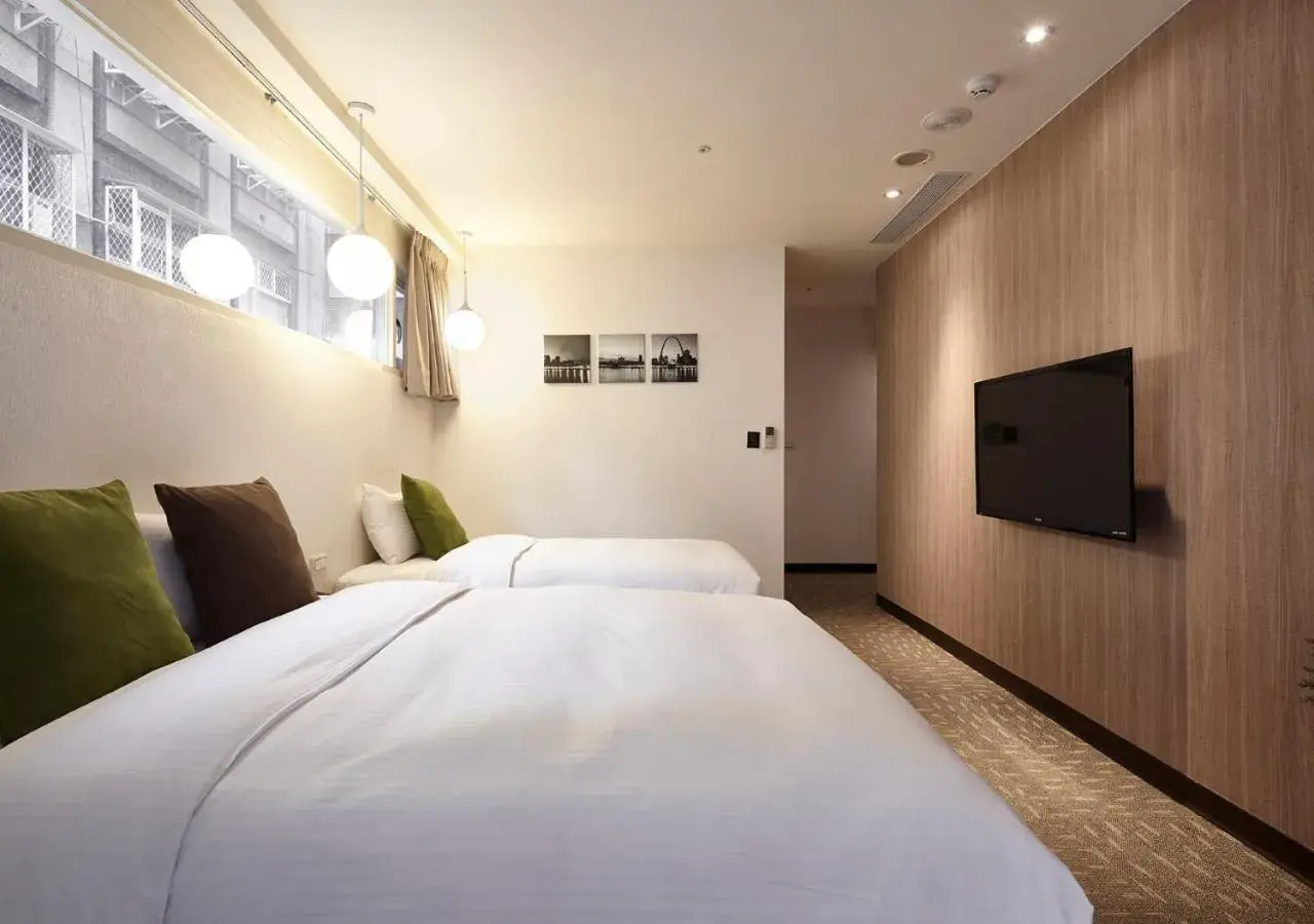 Bed in Via Hotel Loft