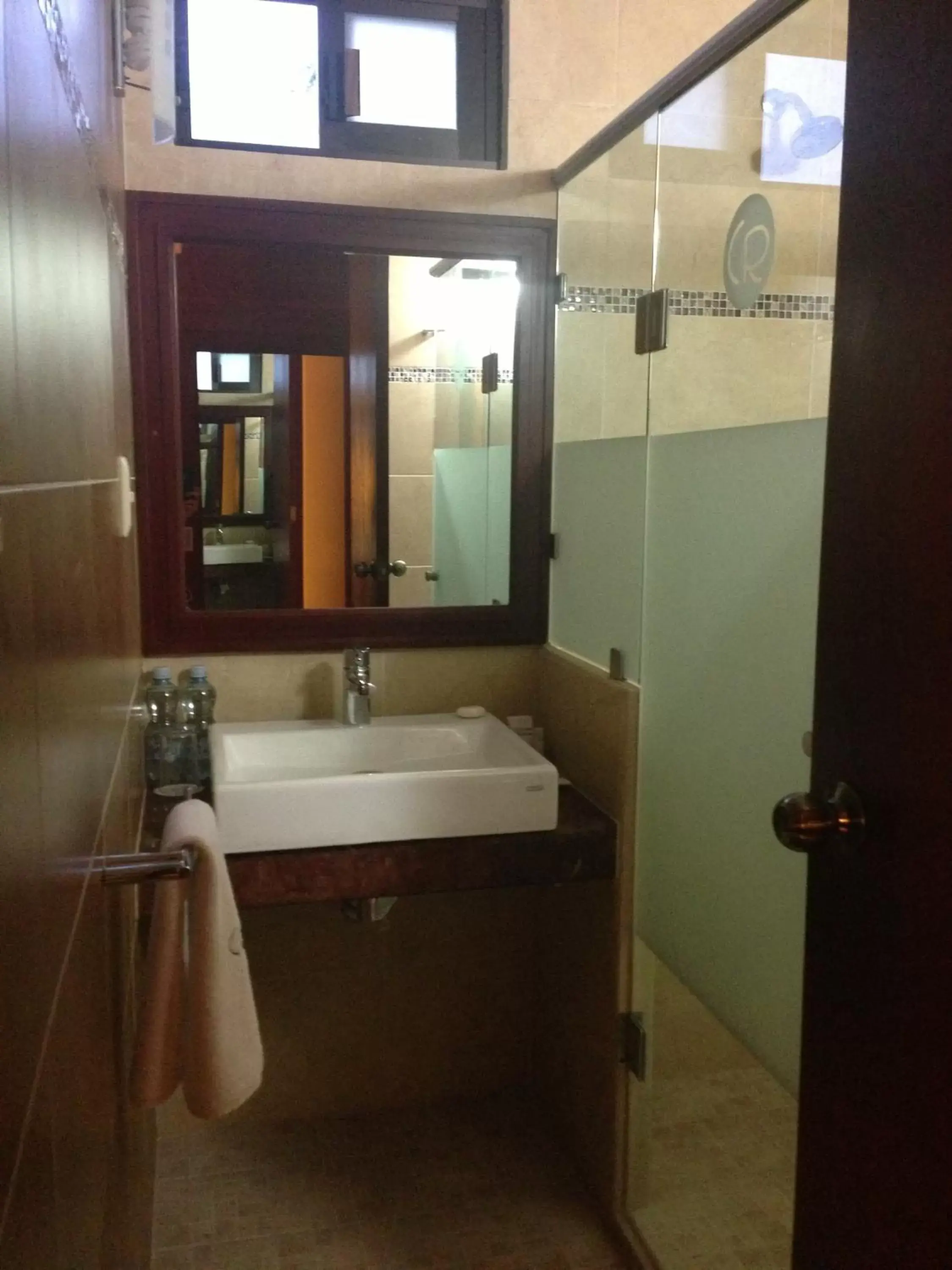 Bathroom in Hotel CR Tehuacan