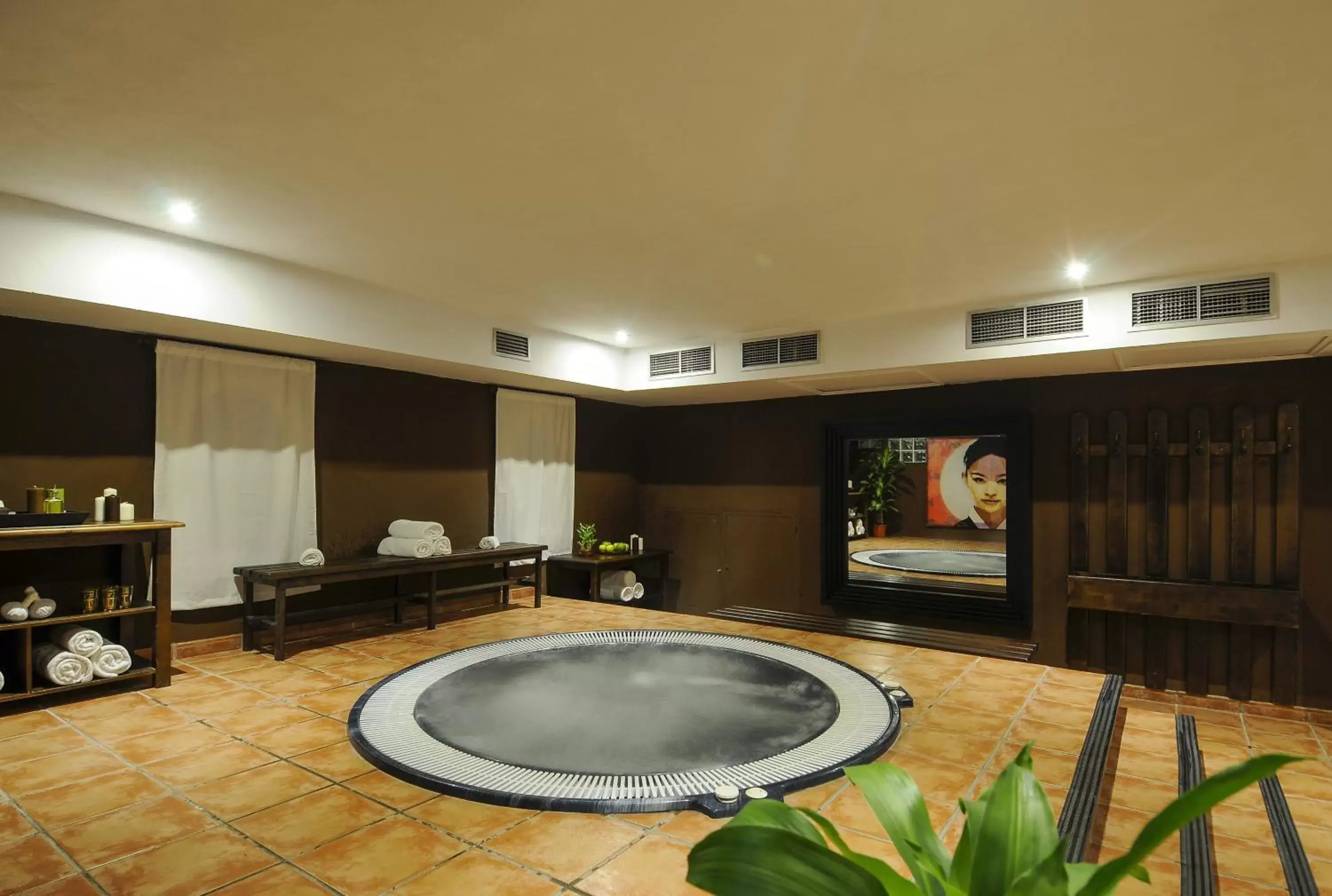 Spa and wellness centre/facilities in Hotel GHM Monachil