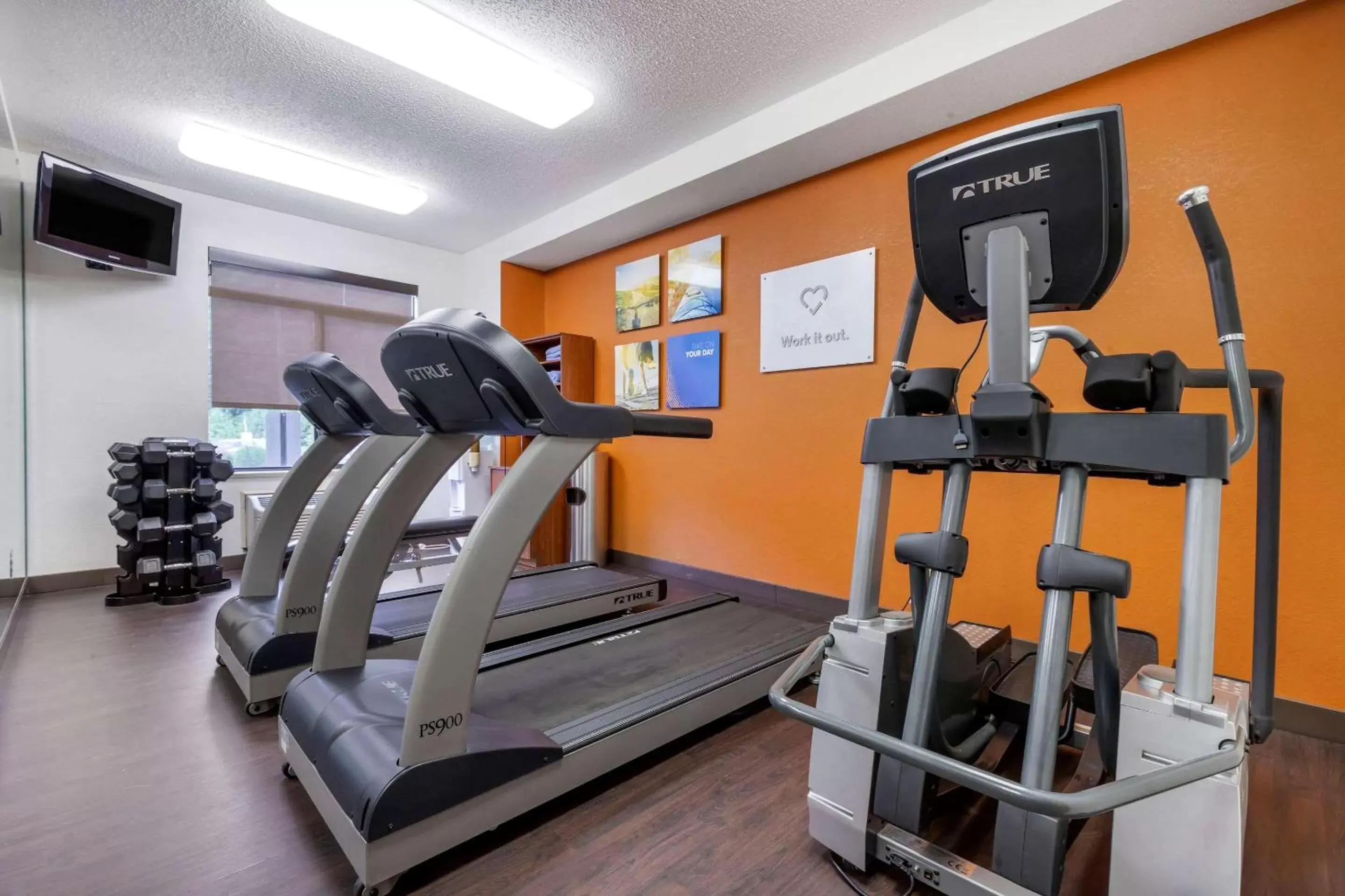 Activities, Fitness Center/Facilities in Comfort Suites Boone - University Area