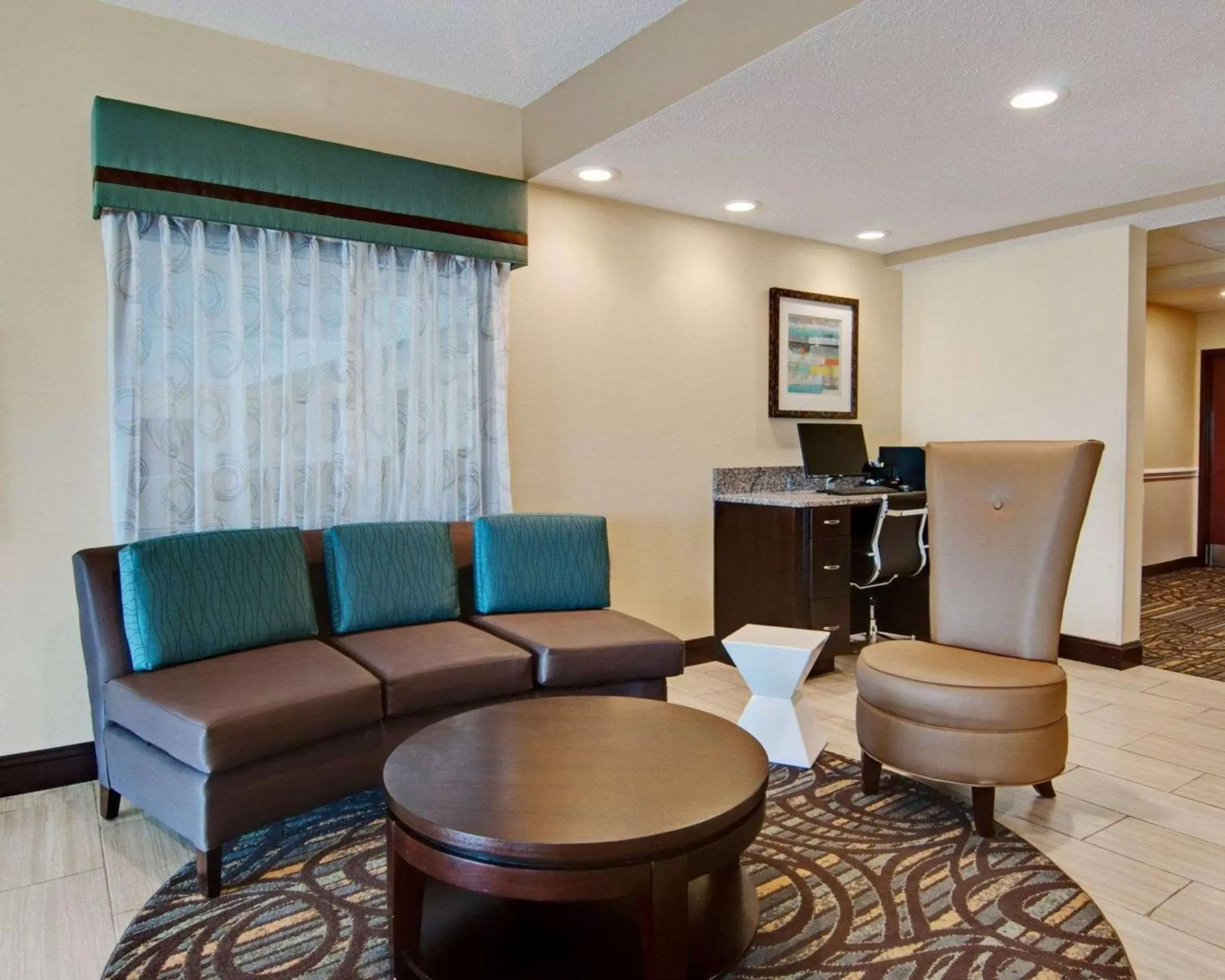 Lobby or reception in Comfort Inn Mount Airy