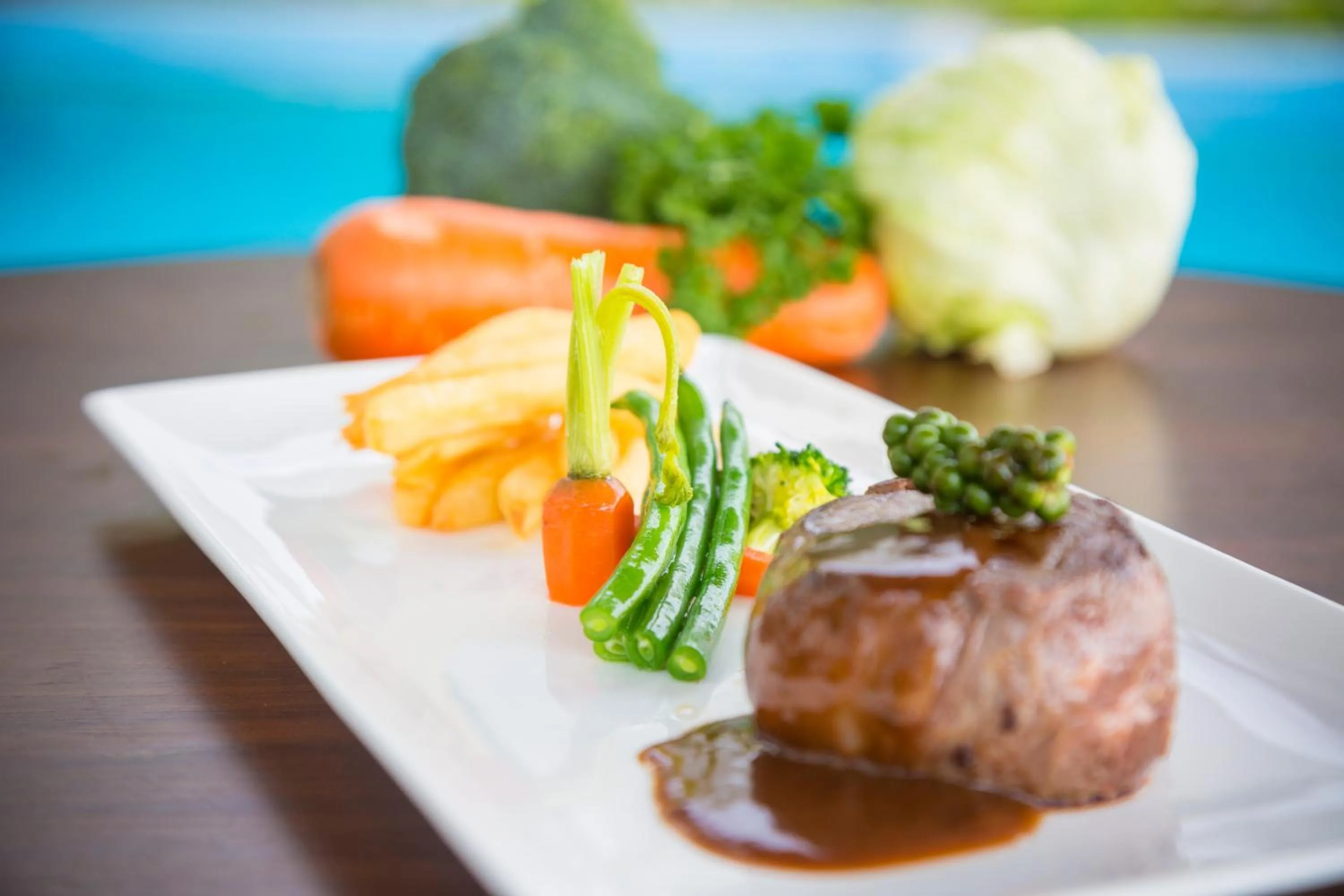 Food in Sunshine Bay Hotel