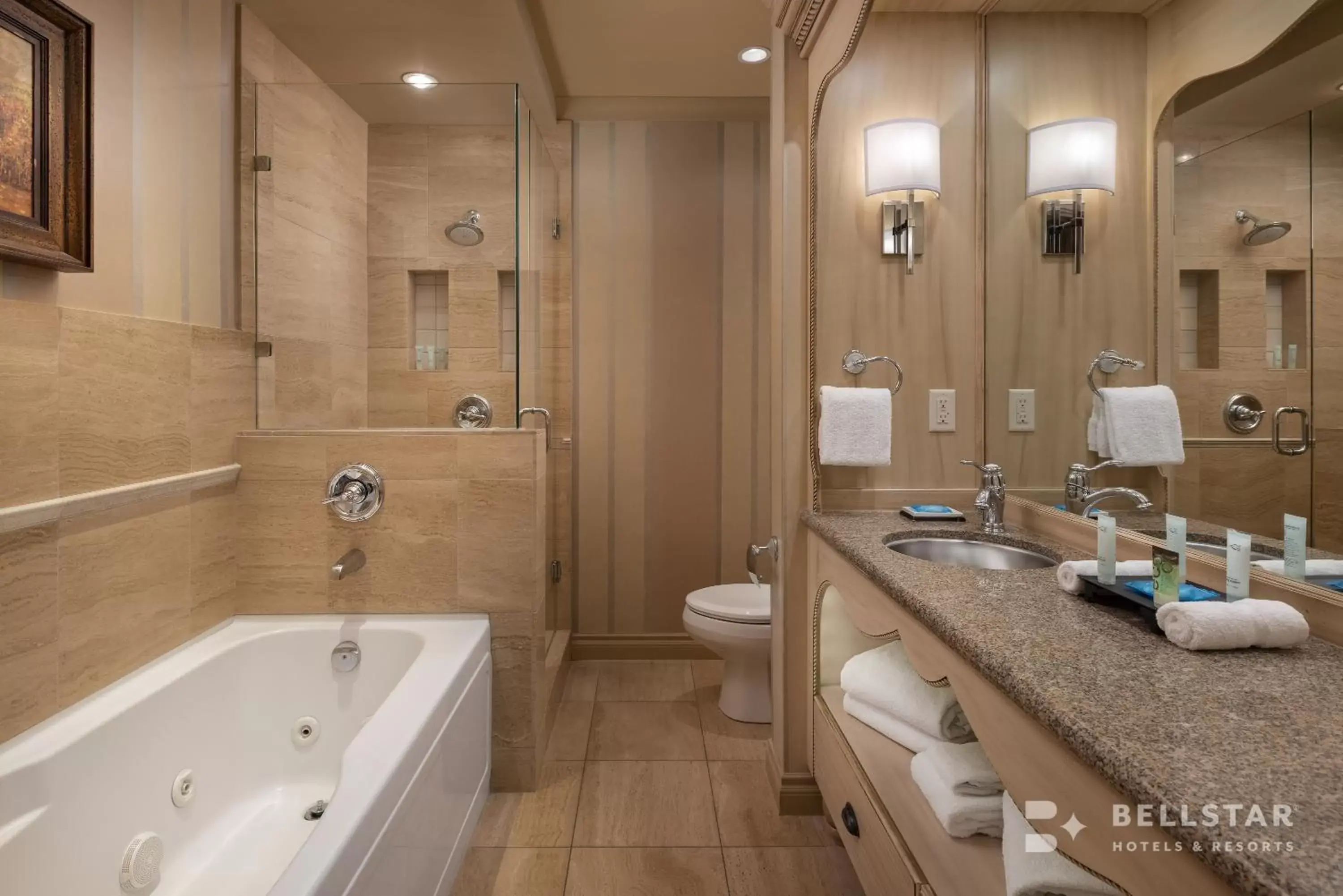 Shower, Bathroom in The Royal Kelowna - Bellstar Hotels & Resorts