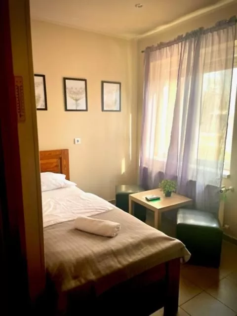 Bed in Alice Vendégház