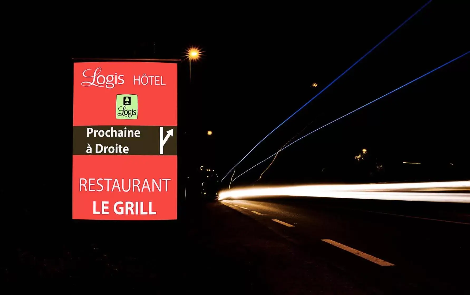 Property logo or sign in Logis Hotel Lons-le-Saunier - Restaurant Le Grill