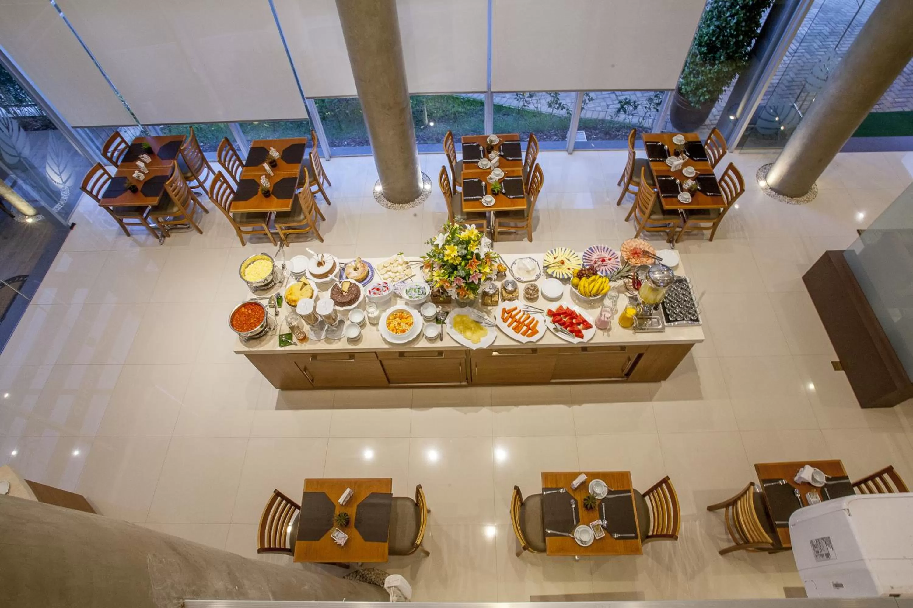 Restaurant/places to eat in São Carlos Marklin Suítes