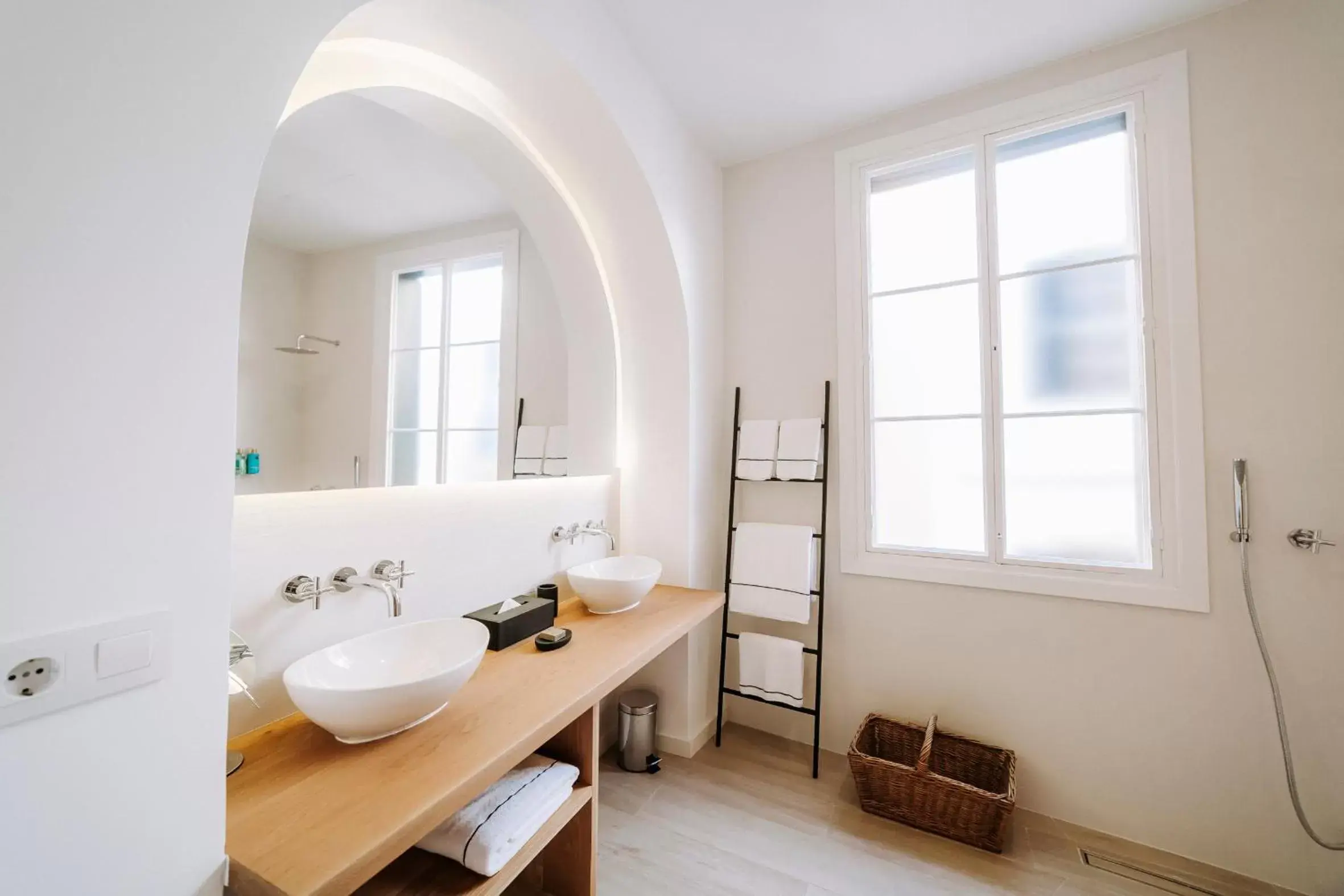 Bathroom in Hotel Artemisia