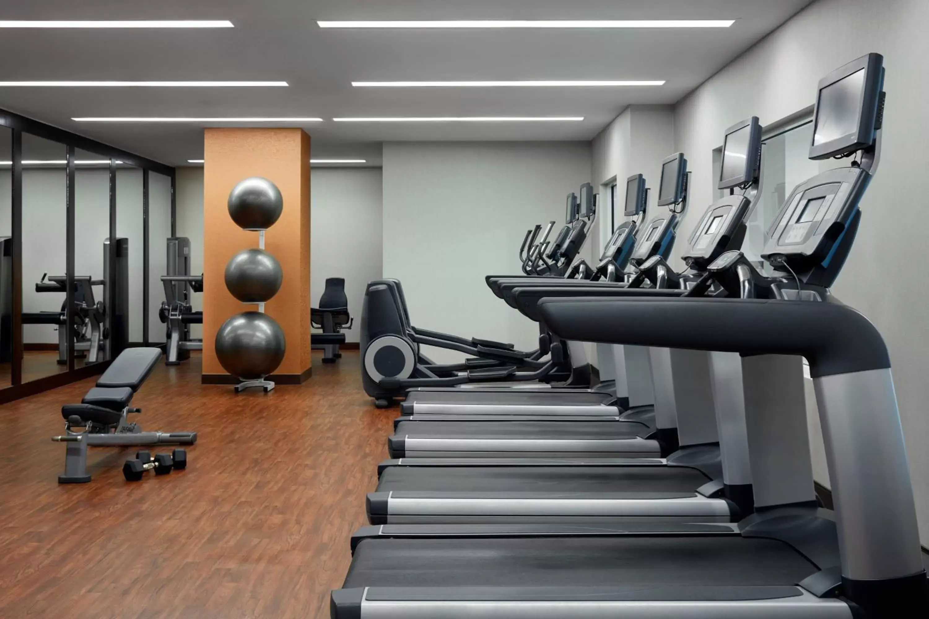 Fitness centre/facilities, Fitness Center/Facilities in Niagara Falls Marriott Fallsview Hotel & Spa