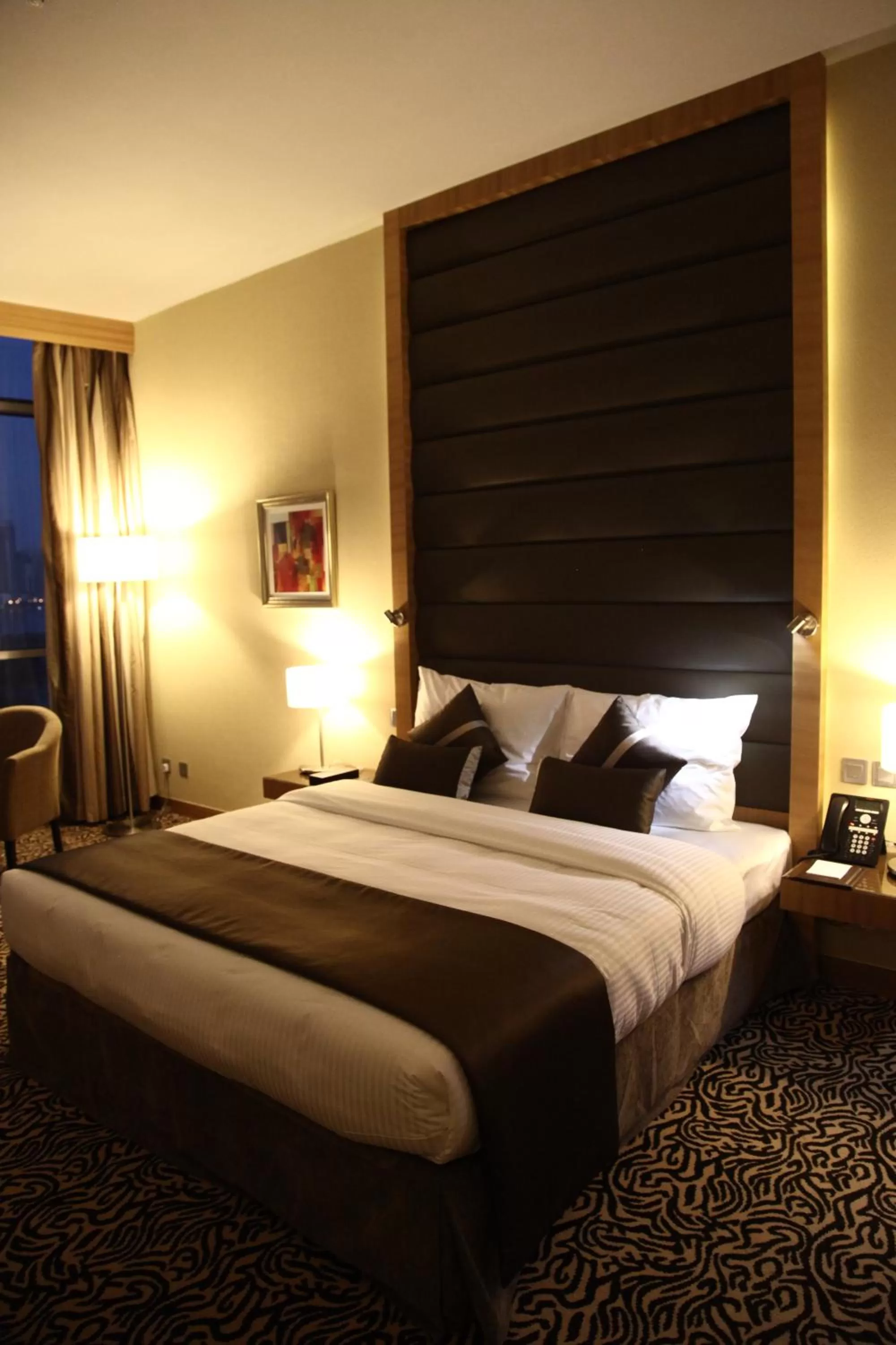 Bedroom, Bed in Copthorne Hotel Sharjah