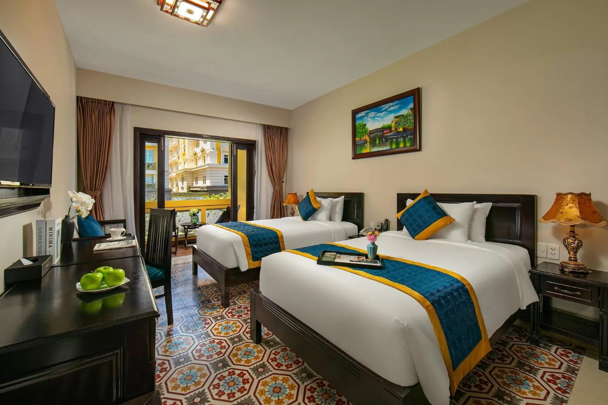 Bed in La Charm Hoi An Hotel & Spa