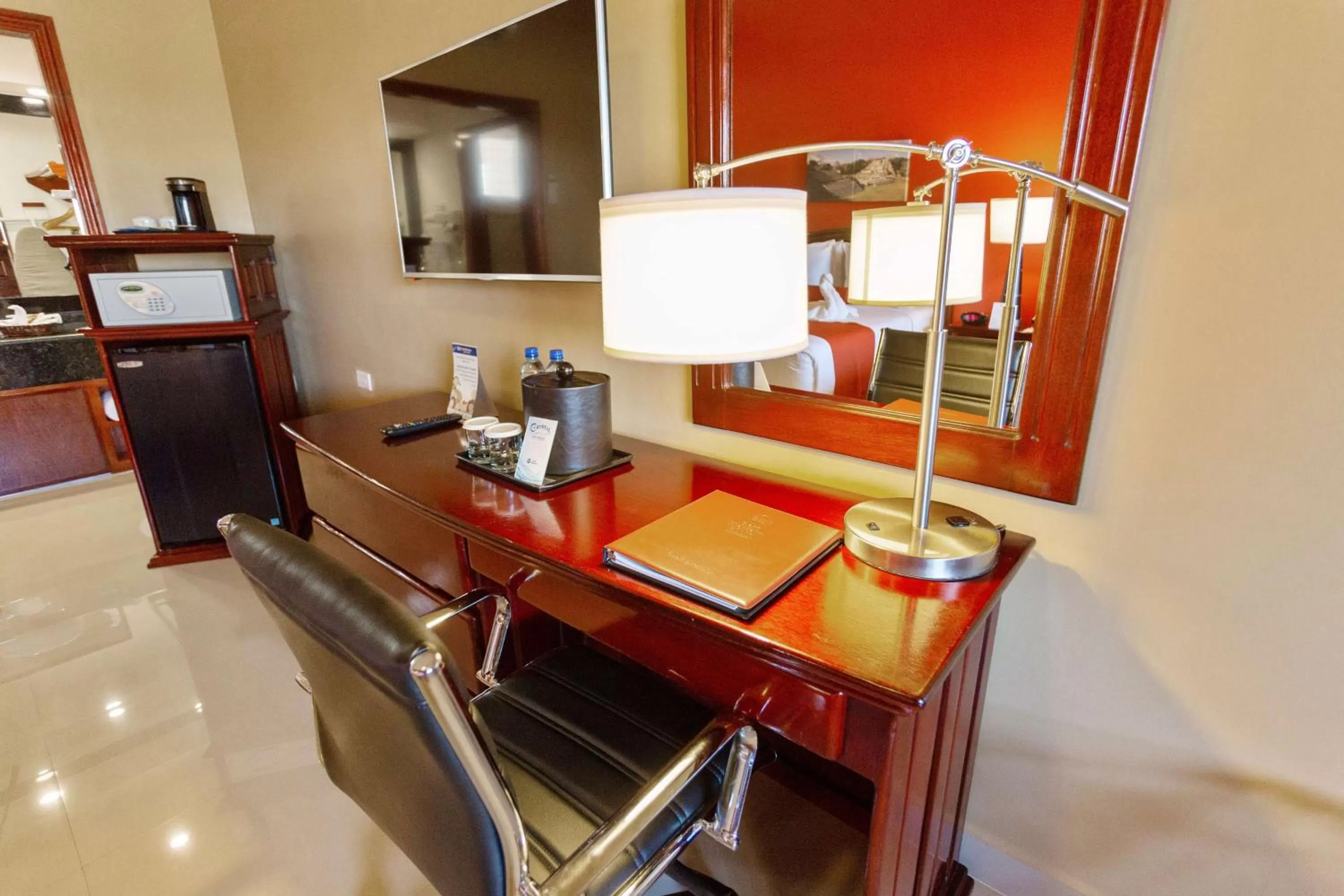 Photo of the whole room in Best Western Plus Belize Biltmore Plaza