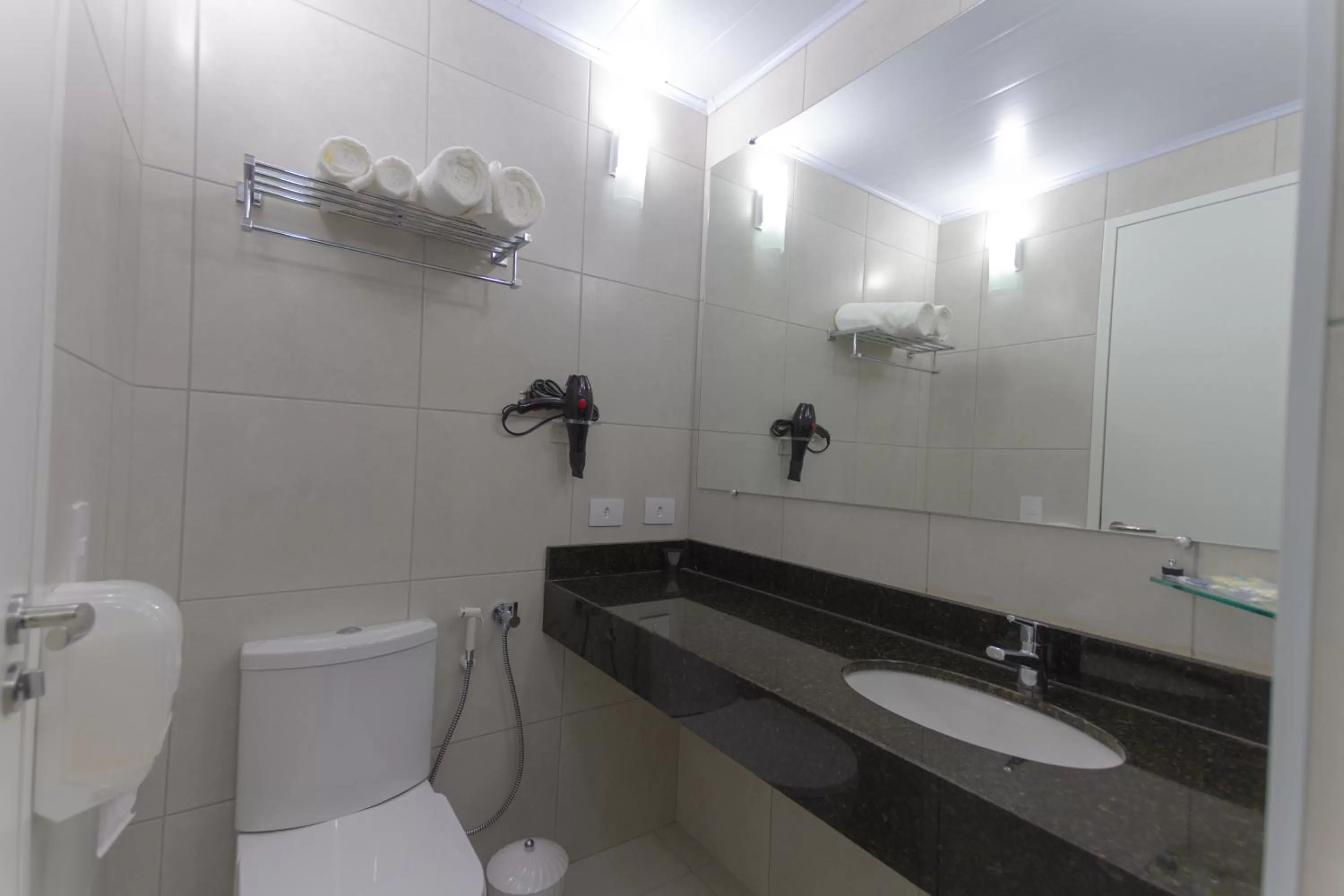 Hotel Confiance Barigui