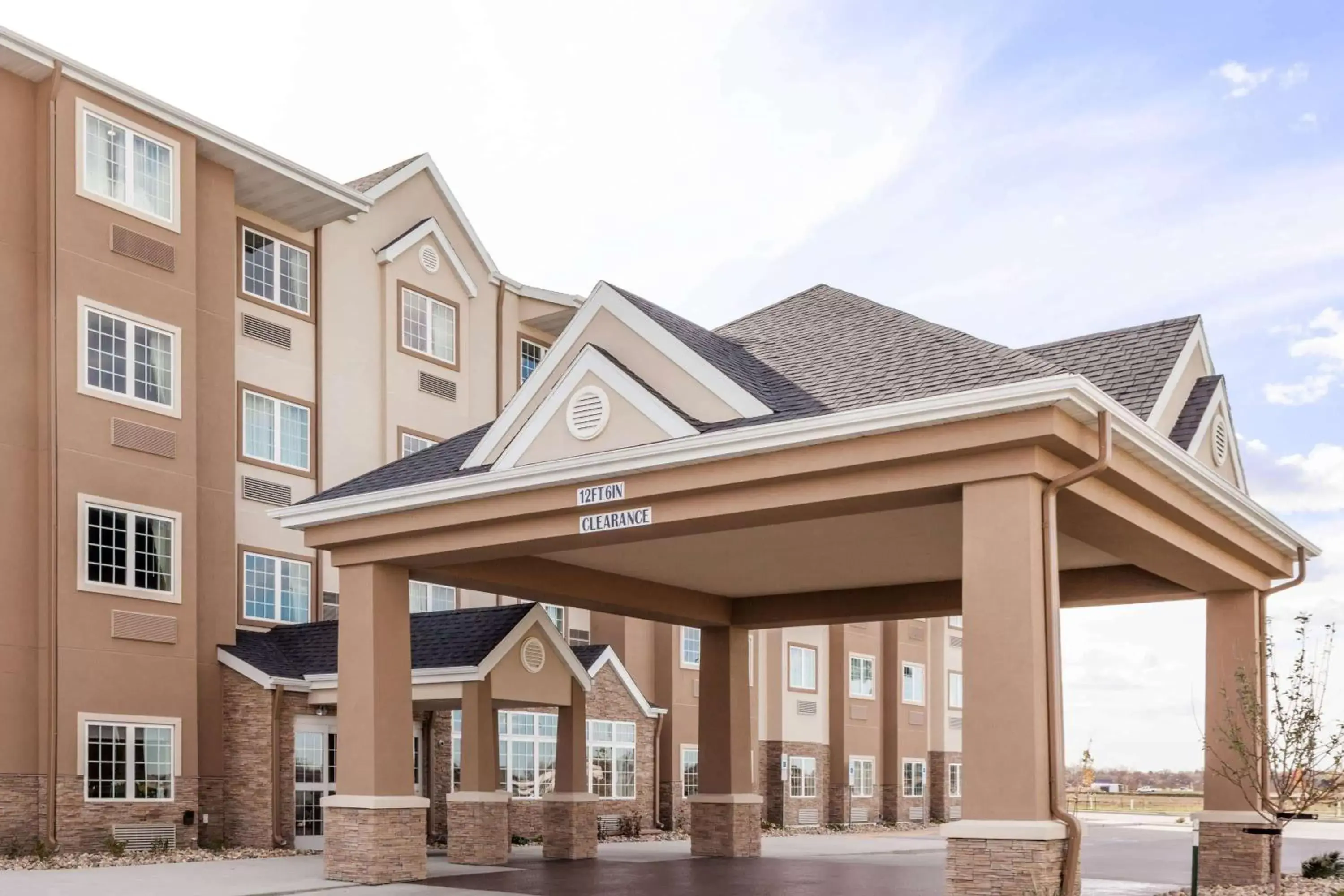 Property building in Microtel Inn & Suites by Wyndham West Fargo Near Medical Center