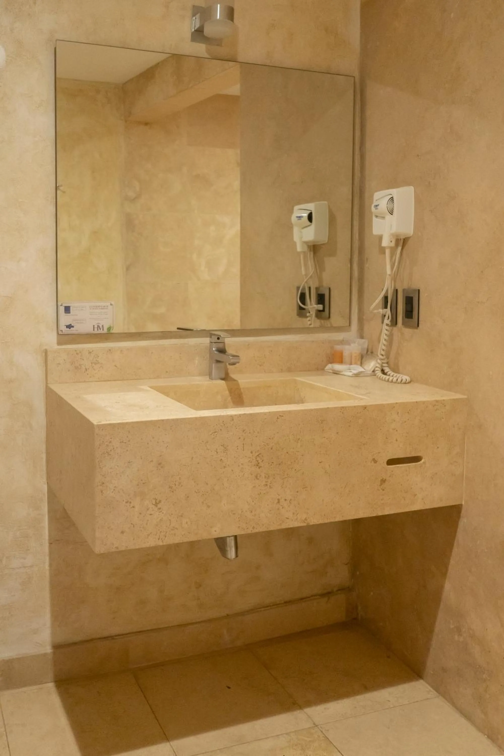 Bathroom in Hotel Madero