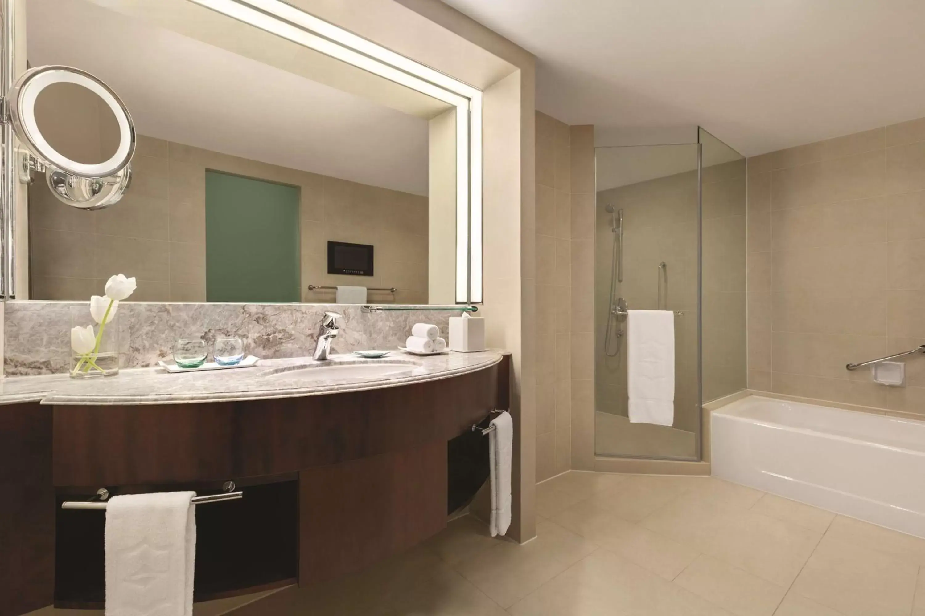 Bathroom in Shangri-La Dalian