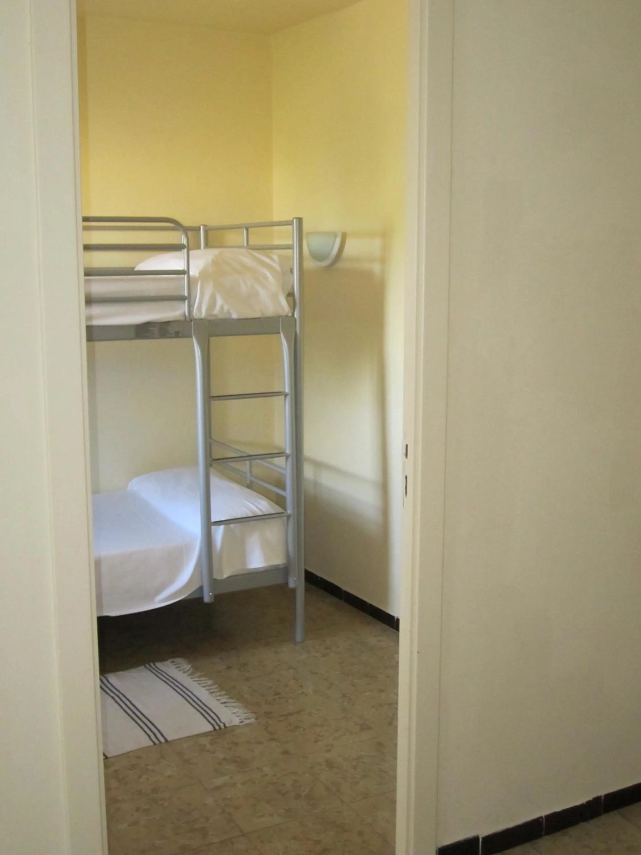 Bed in Hotel del Mar