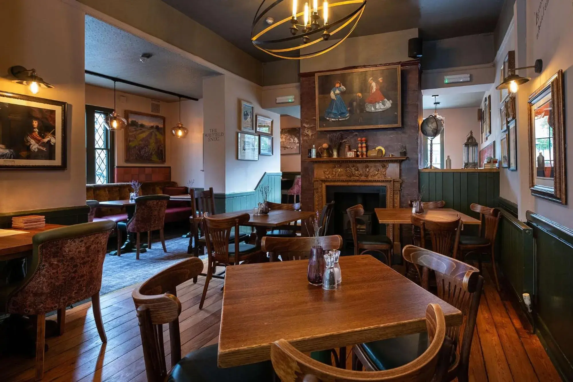 Lounge or bar, Restaurant/Places to Eat in Dukes Head Hotel