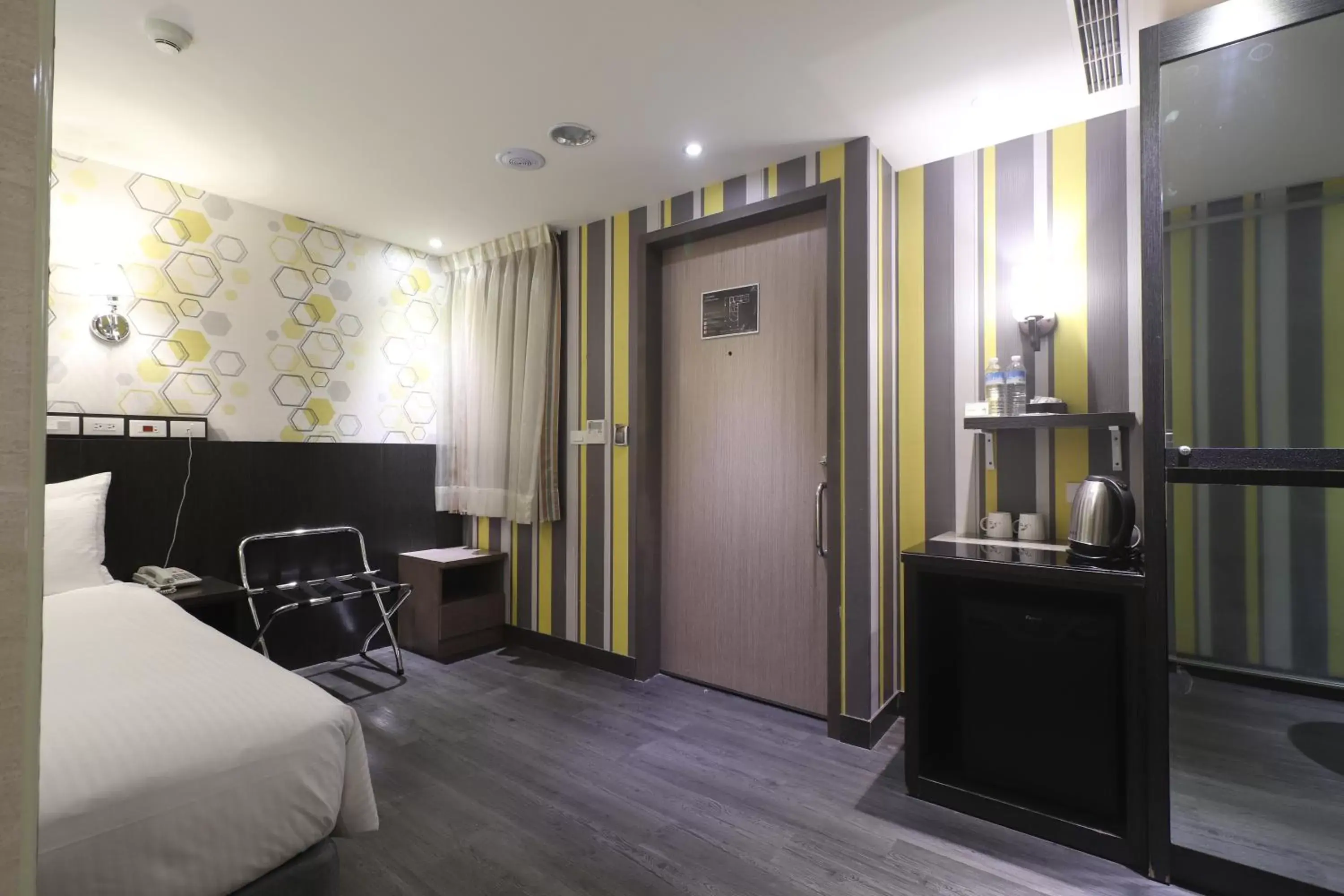 Photo of the whole room, Bed in J-HOTEL Photo of the whole room, Bed in J-HOTEL